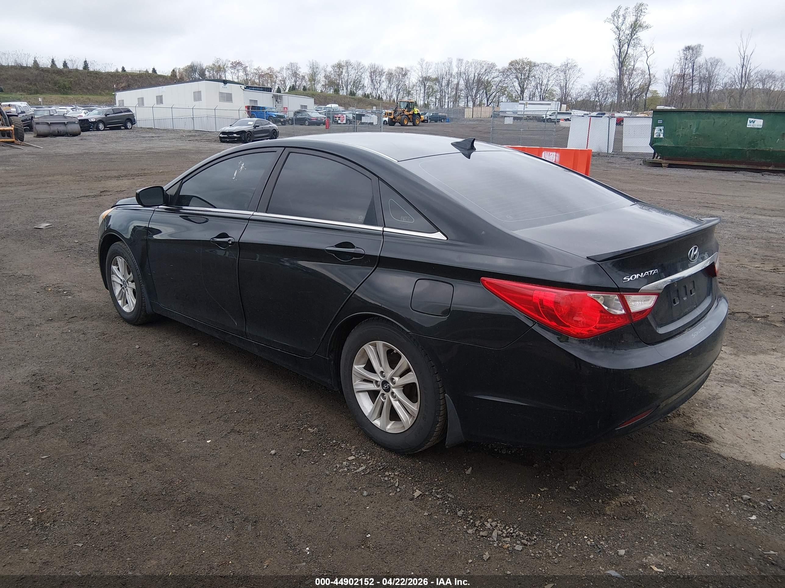HYUNDAI SONATA image 3