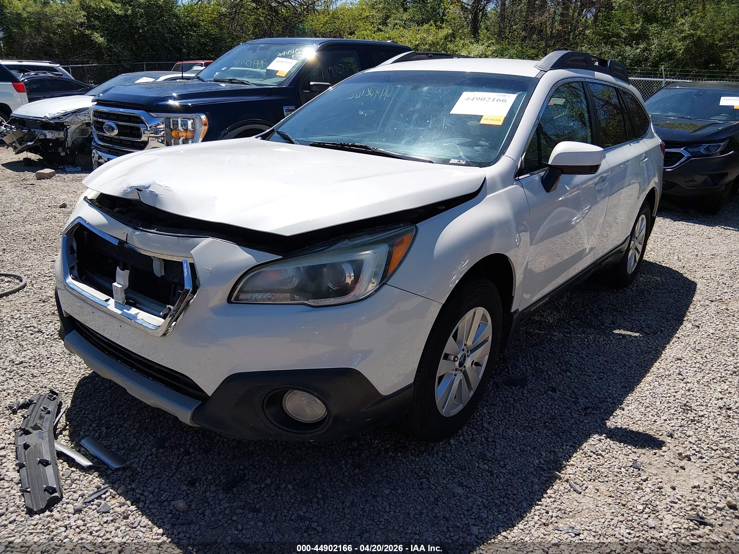 SUBARU OUTBACK image 2