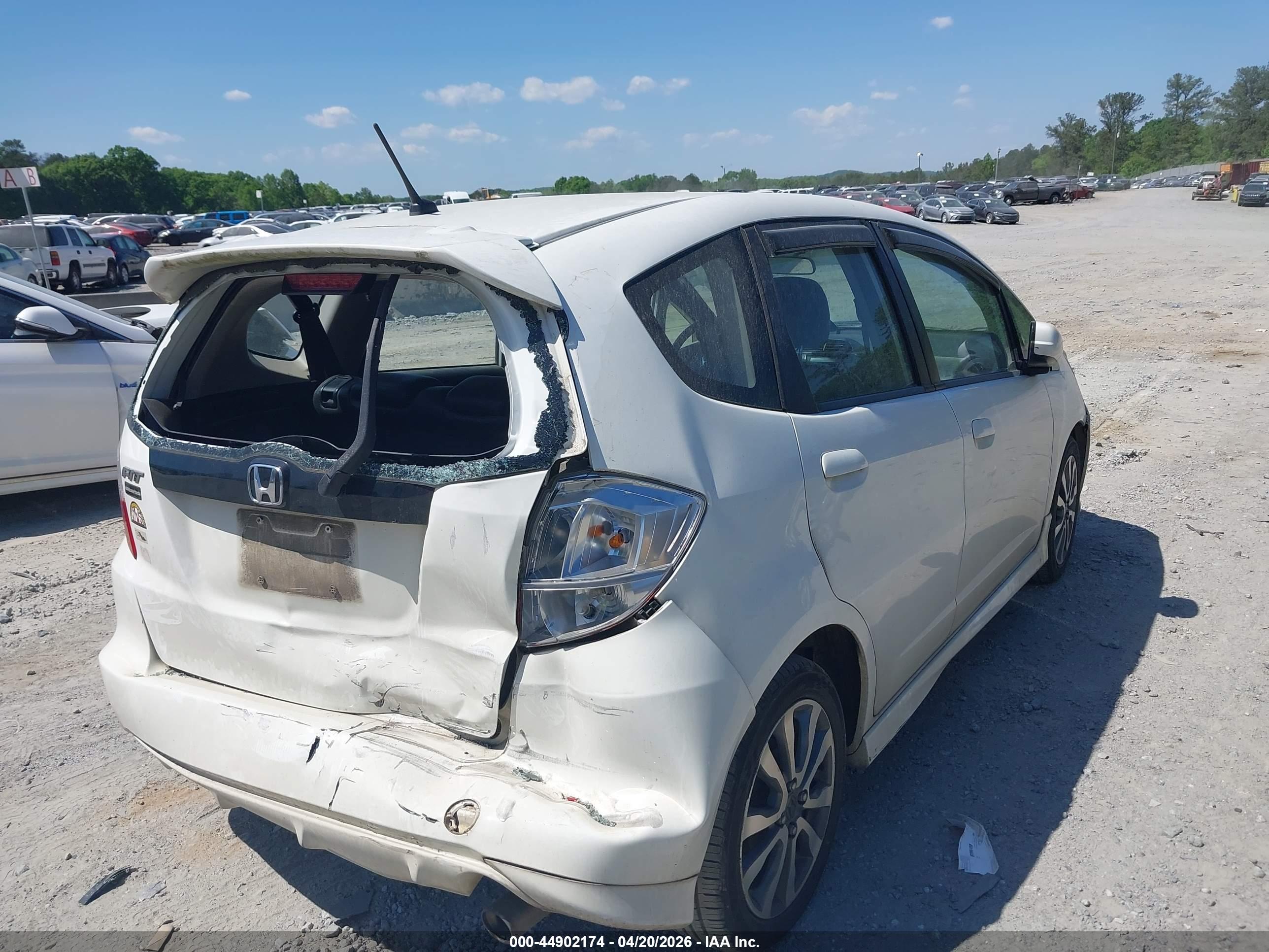 HONDA FIT image 4