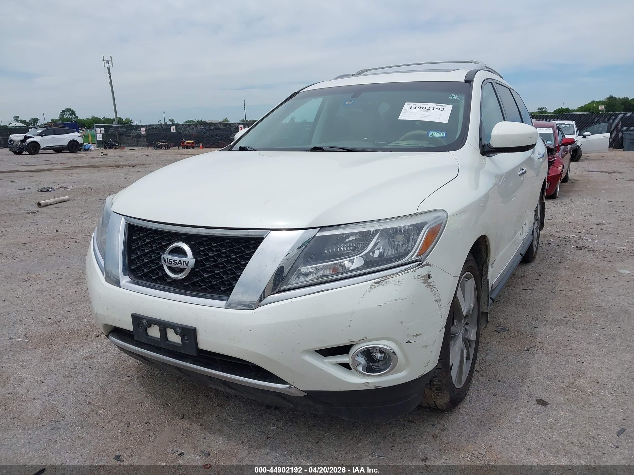 NISSAN PATHFINDER image 2