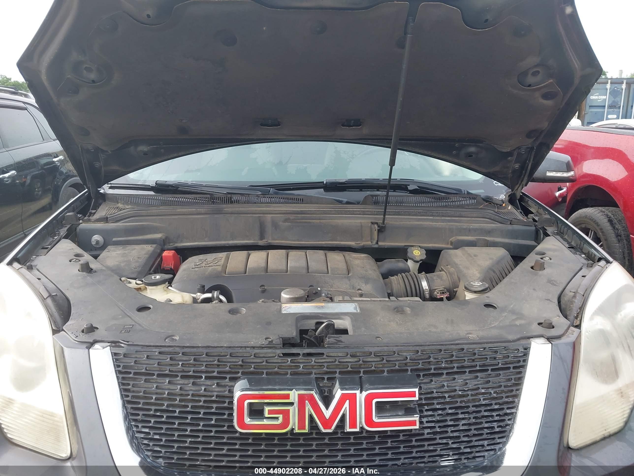 GMC ACADIA image 10