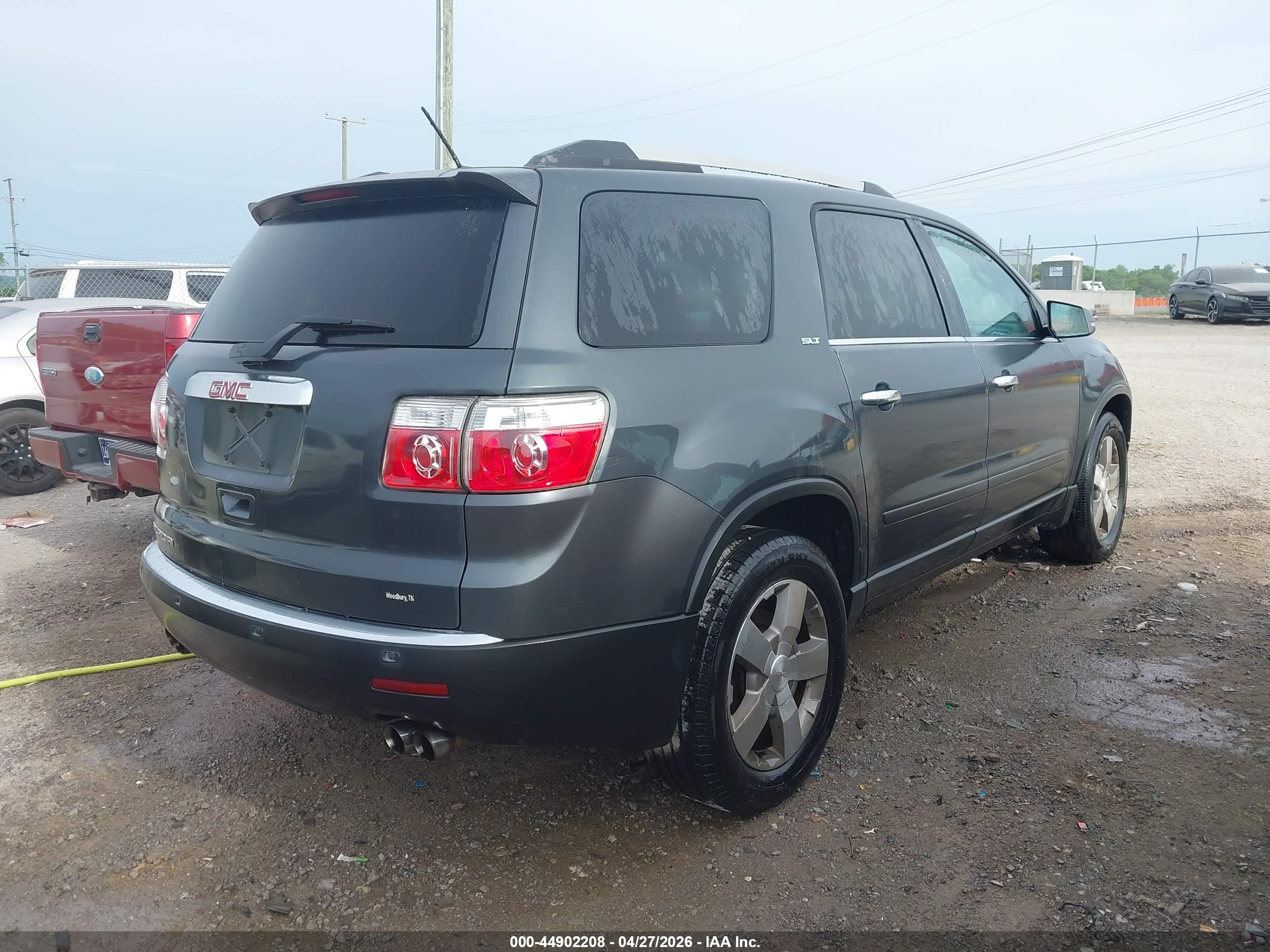 GMC ACADIA image 4