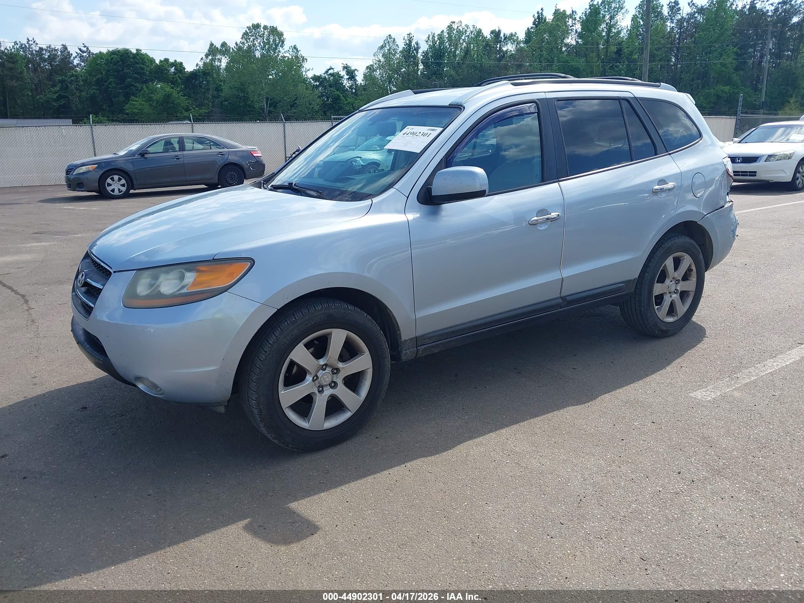 HYUNDAI SANTA image 2
