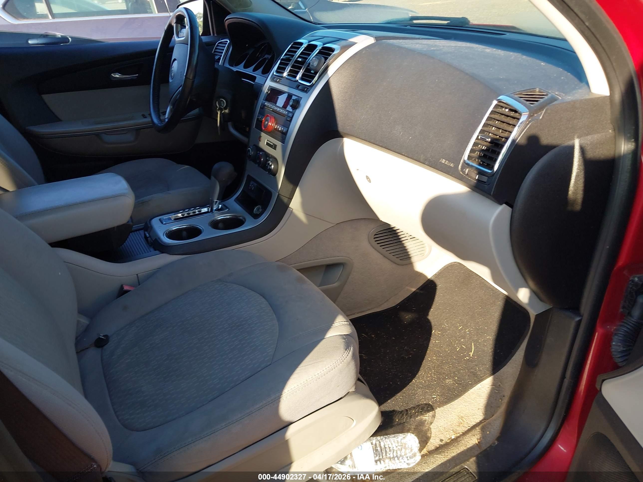 GMC ACADIA image 5