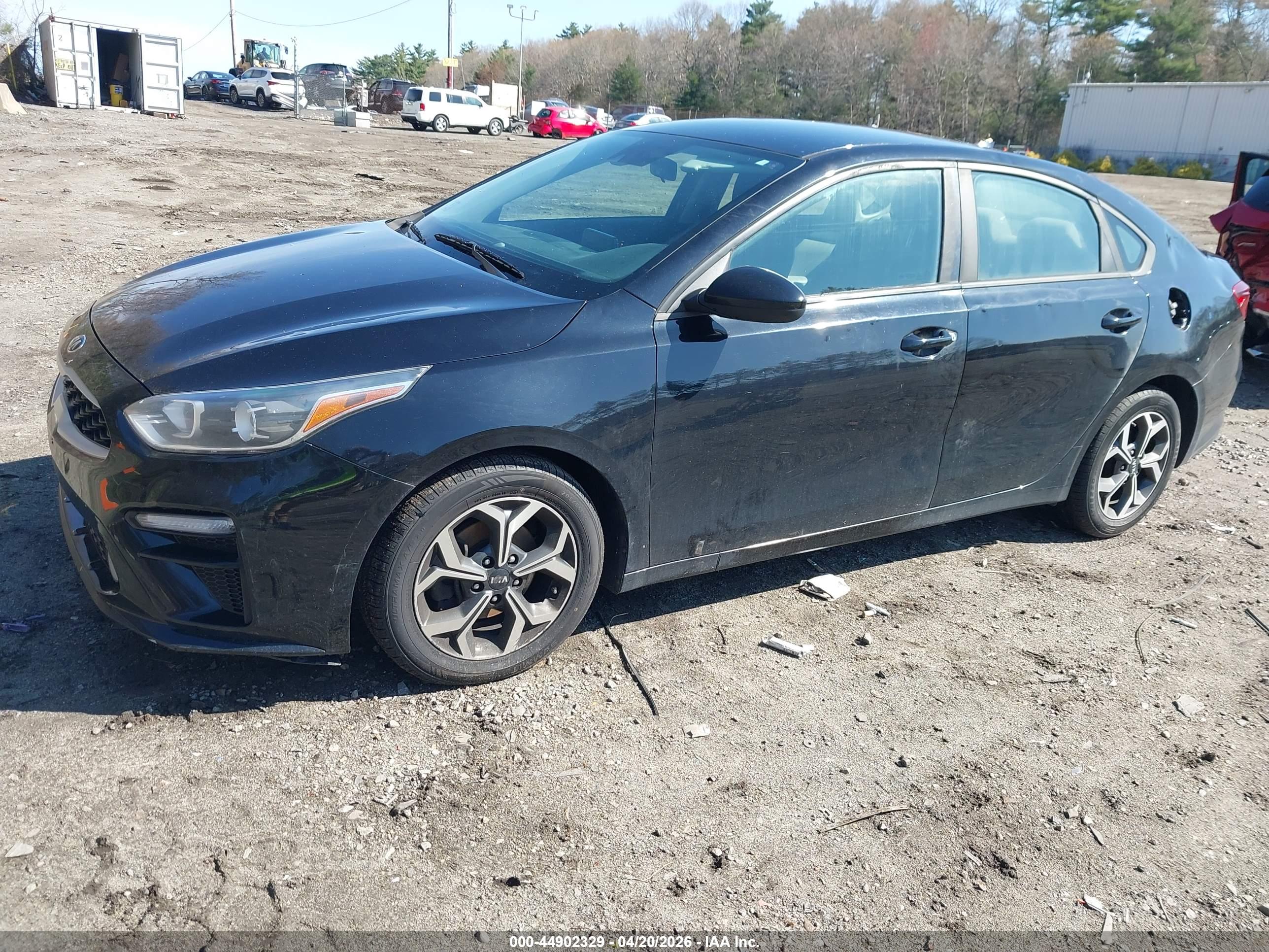 KIA FORTE image 2