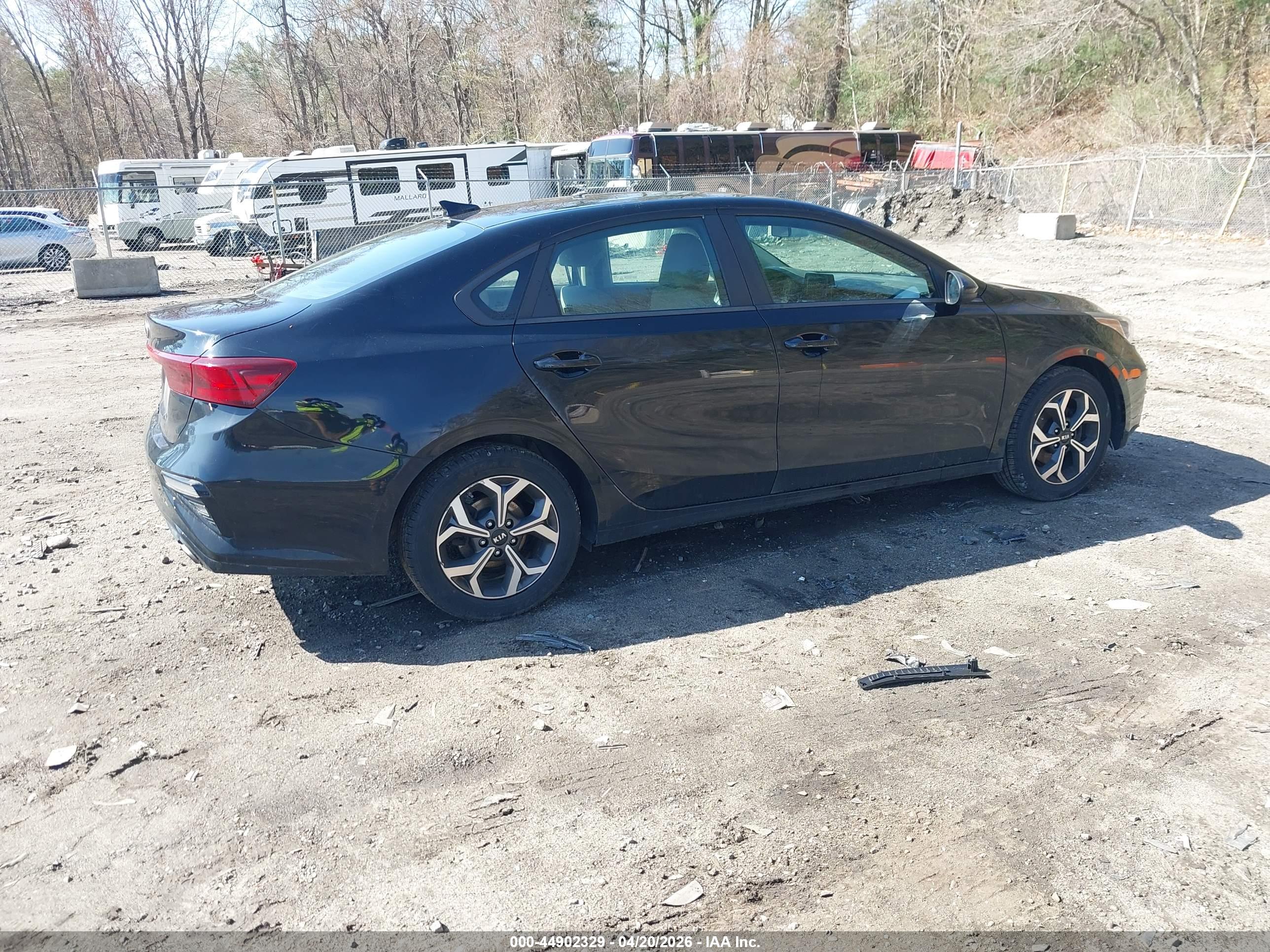 KIA FORTE image 4