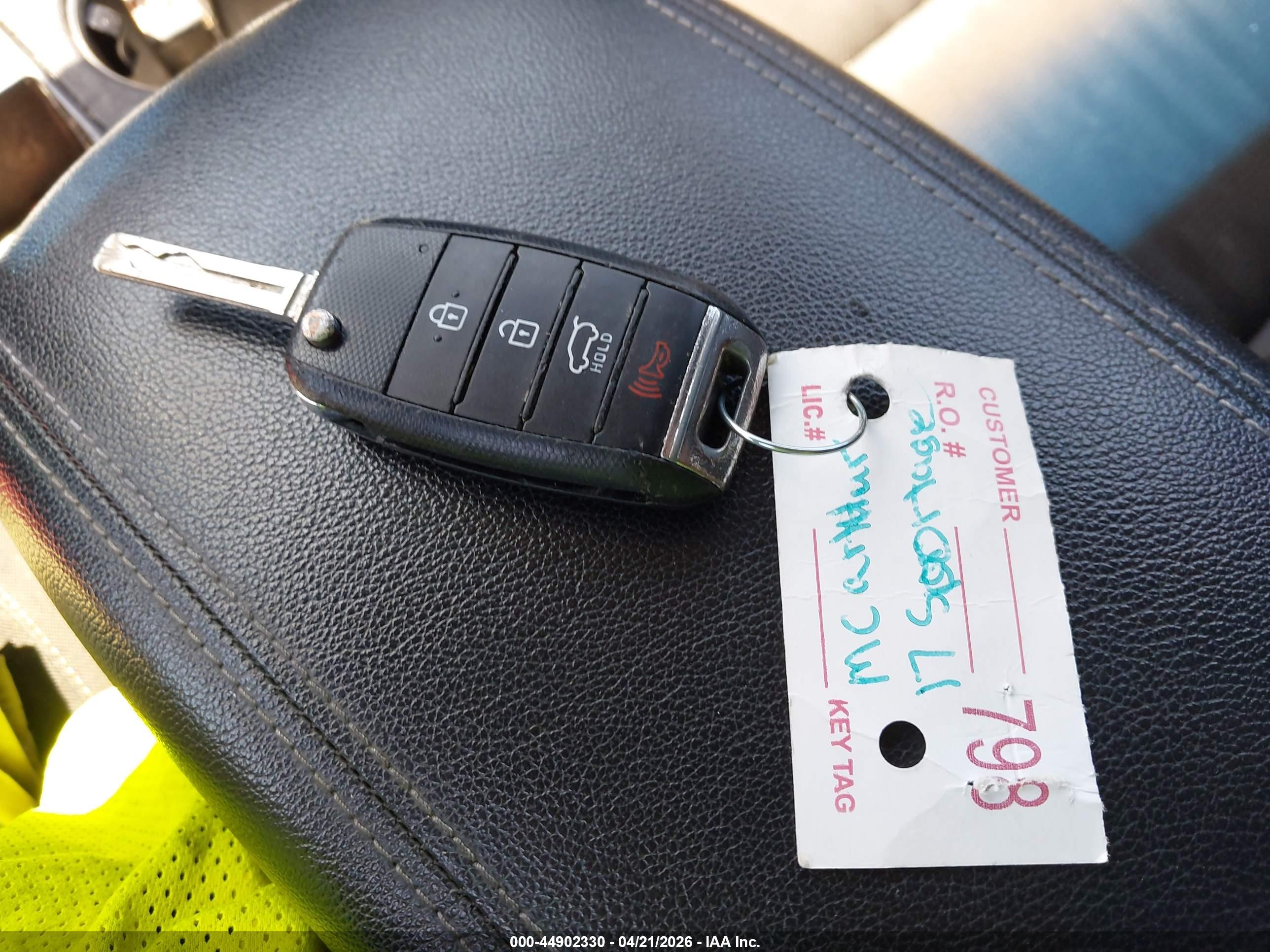 KIA SPORTAGE image 11