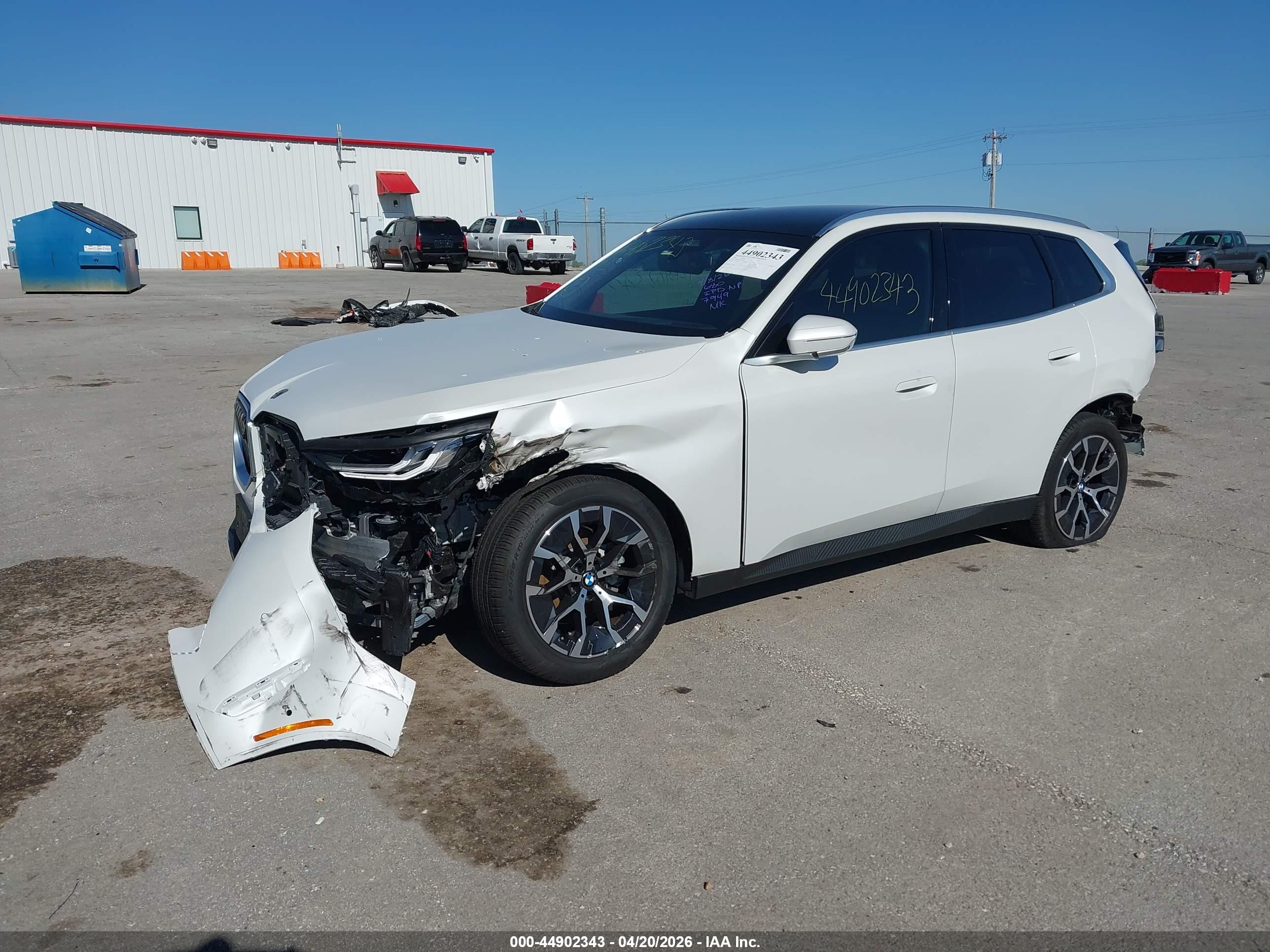 BMW X3 image 2