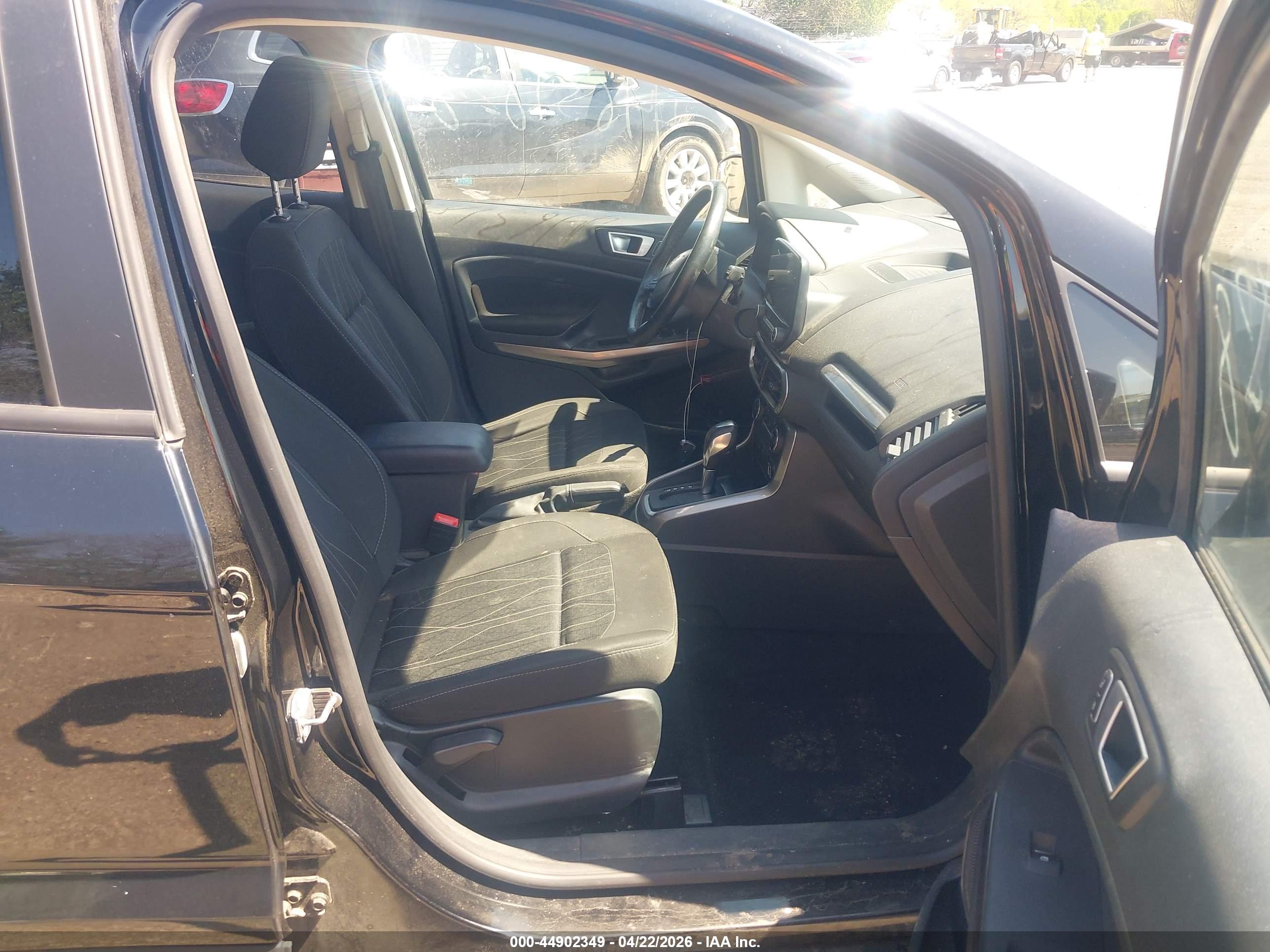 FORD ECOSPORT image 5