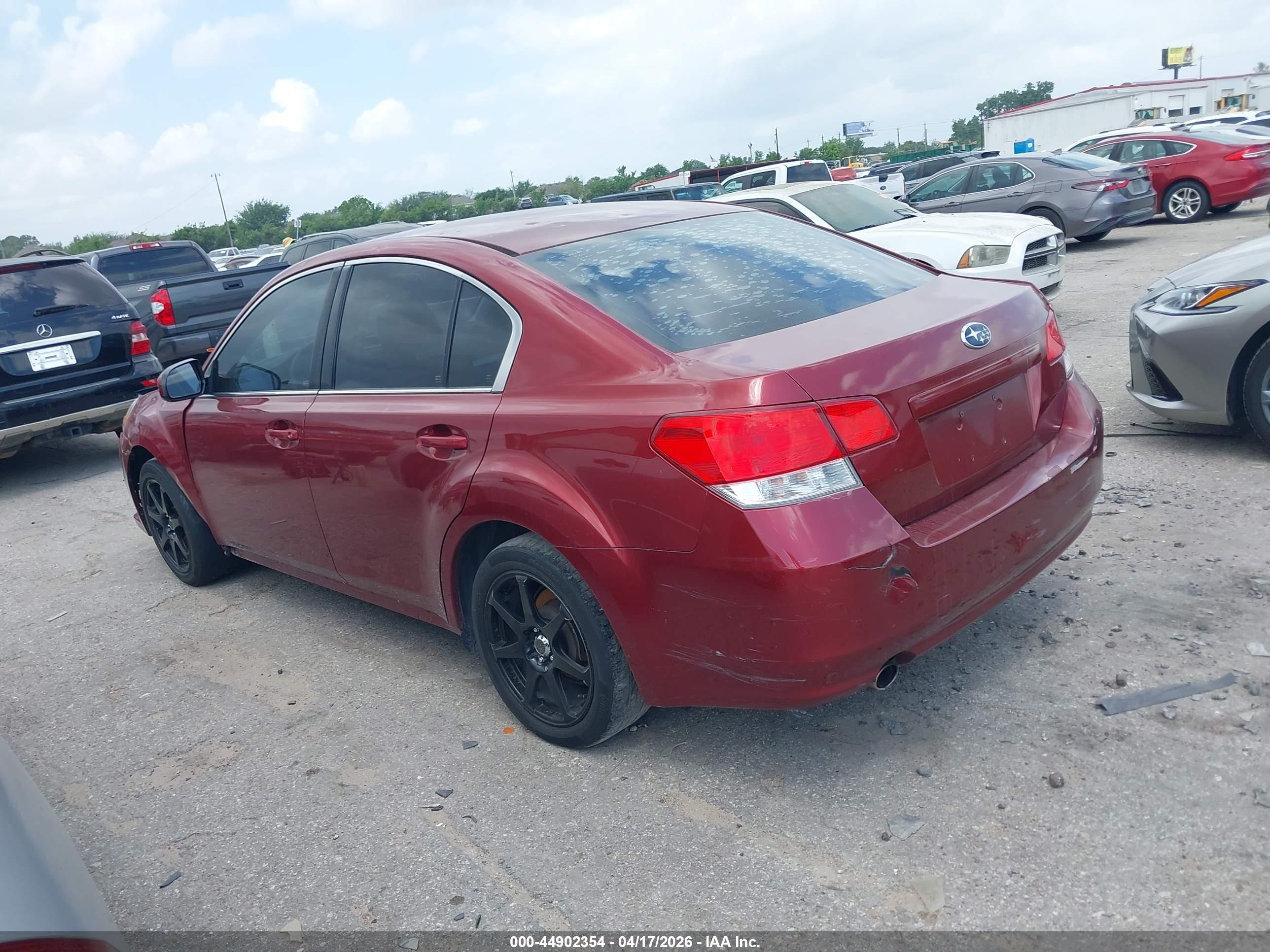 SUBARU LEGACY image 3