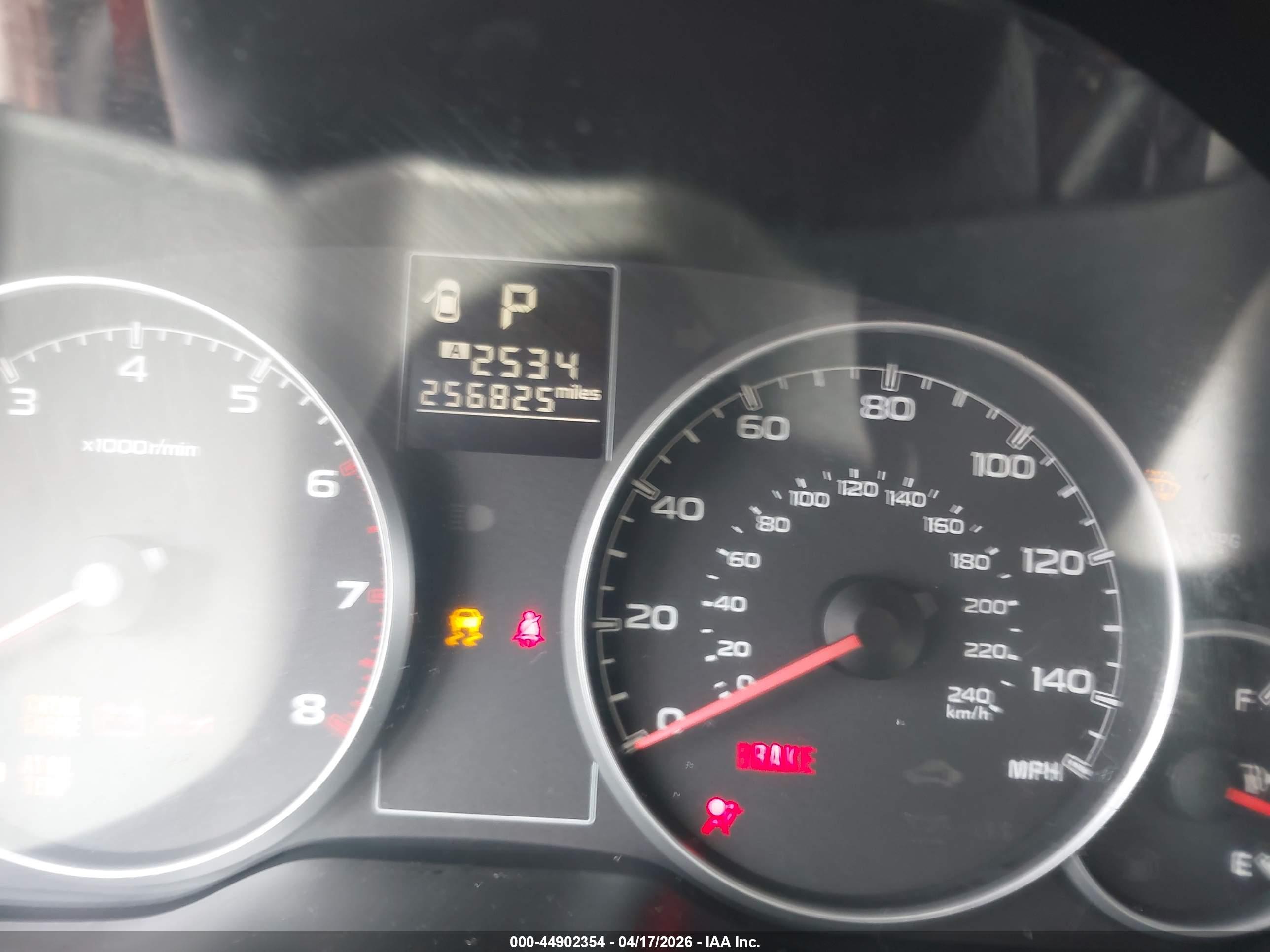 SUBARU LEGACY image 7