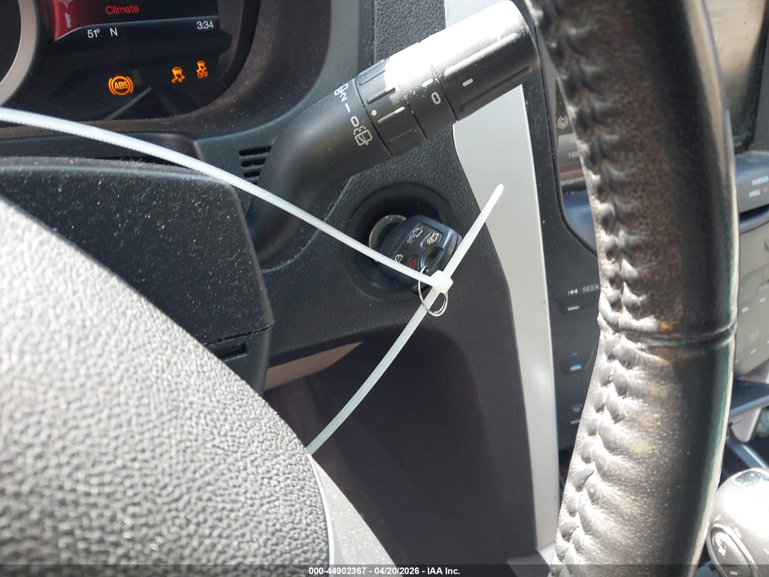 FORD EXPLORER image 11