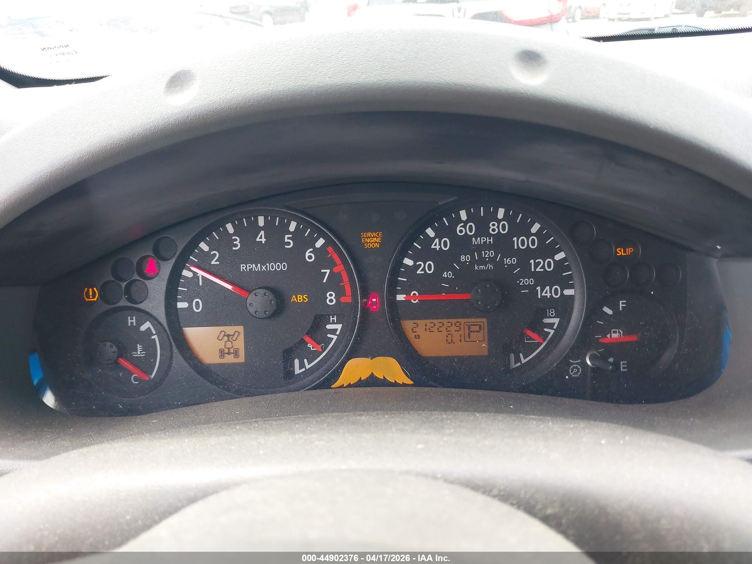 NISSAN XTERRA image 7