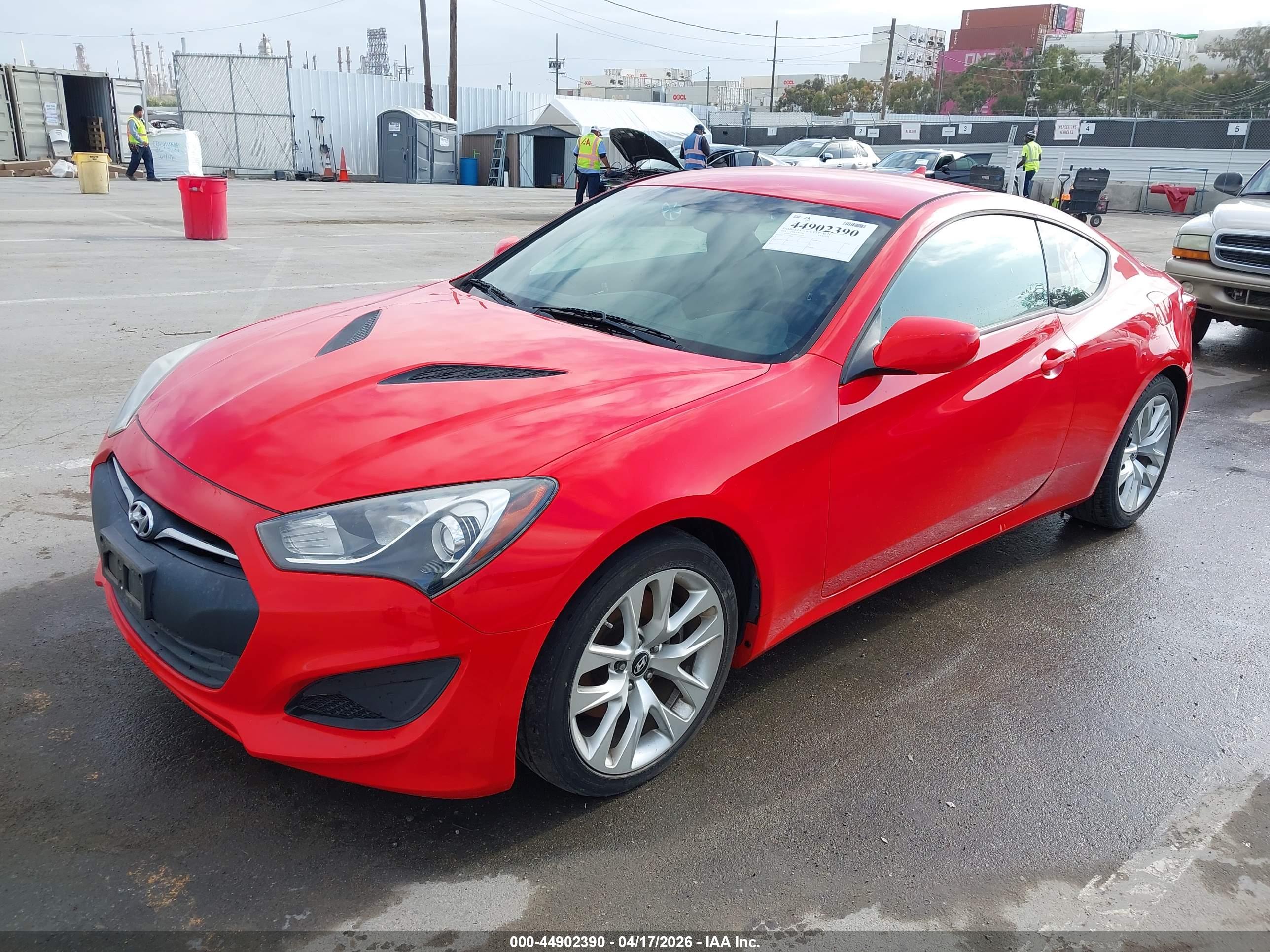 HYUNDAI GENESIS image 2