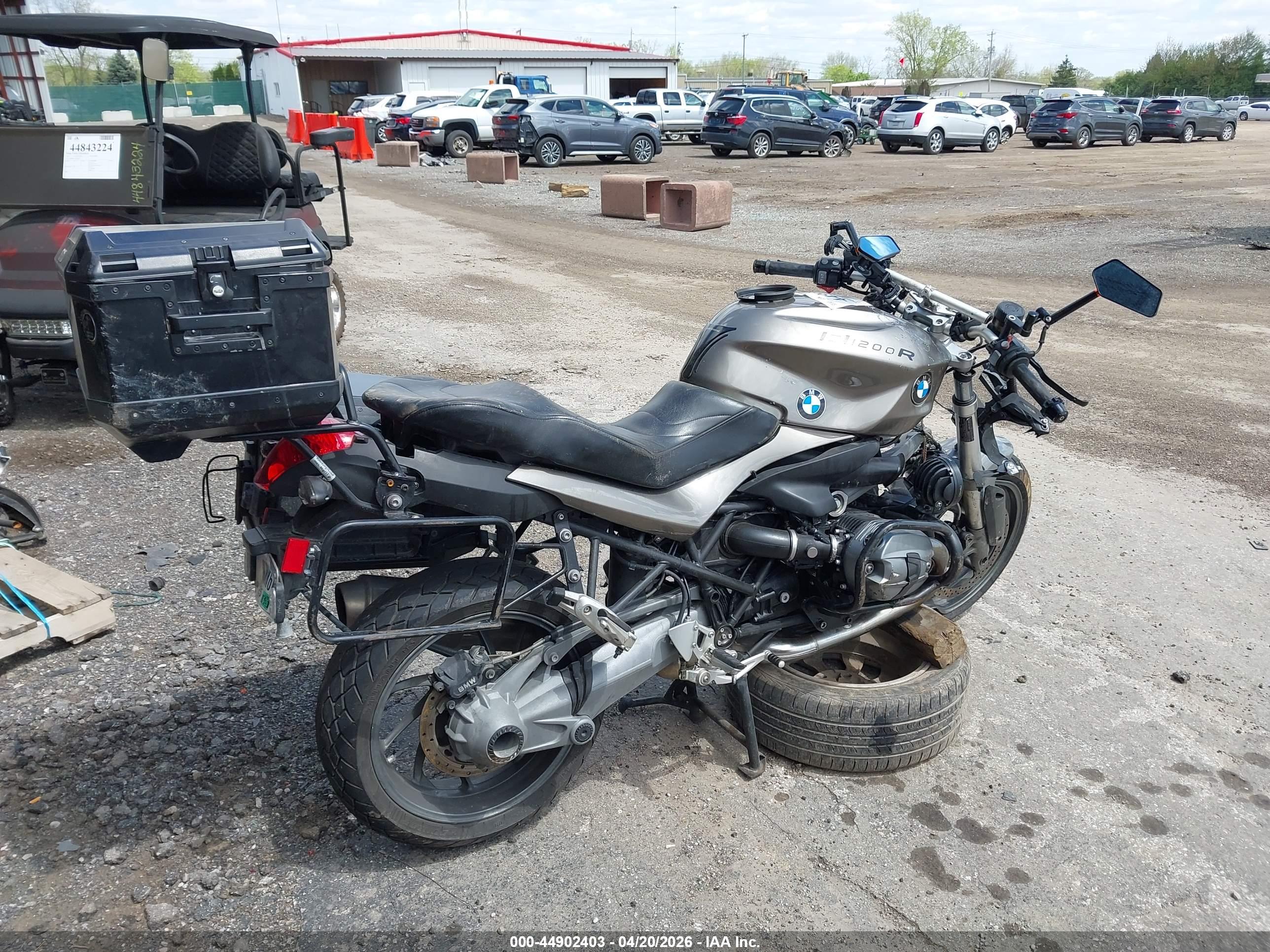 BMW R1200 image 4