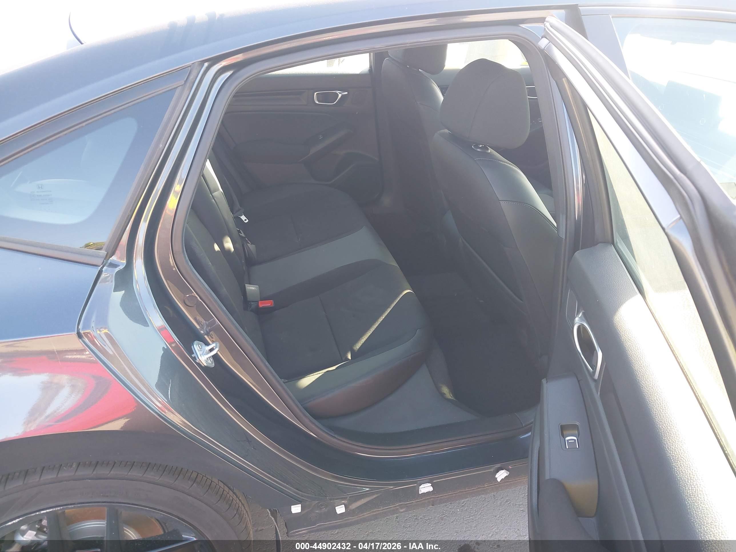 HONDA CIVIC image 8
