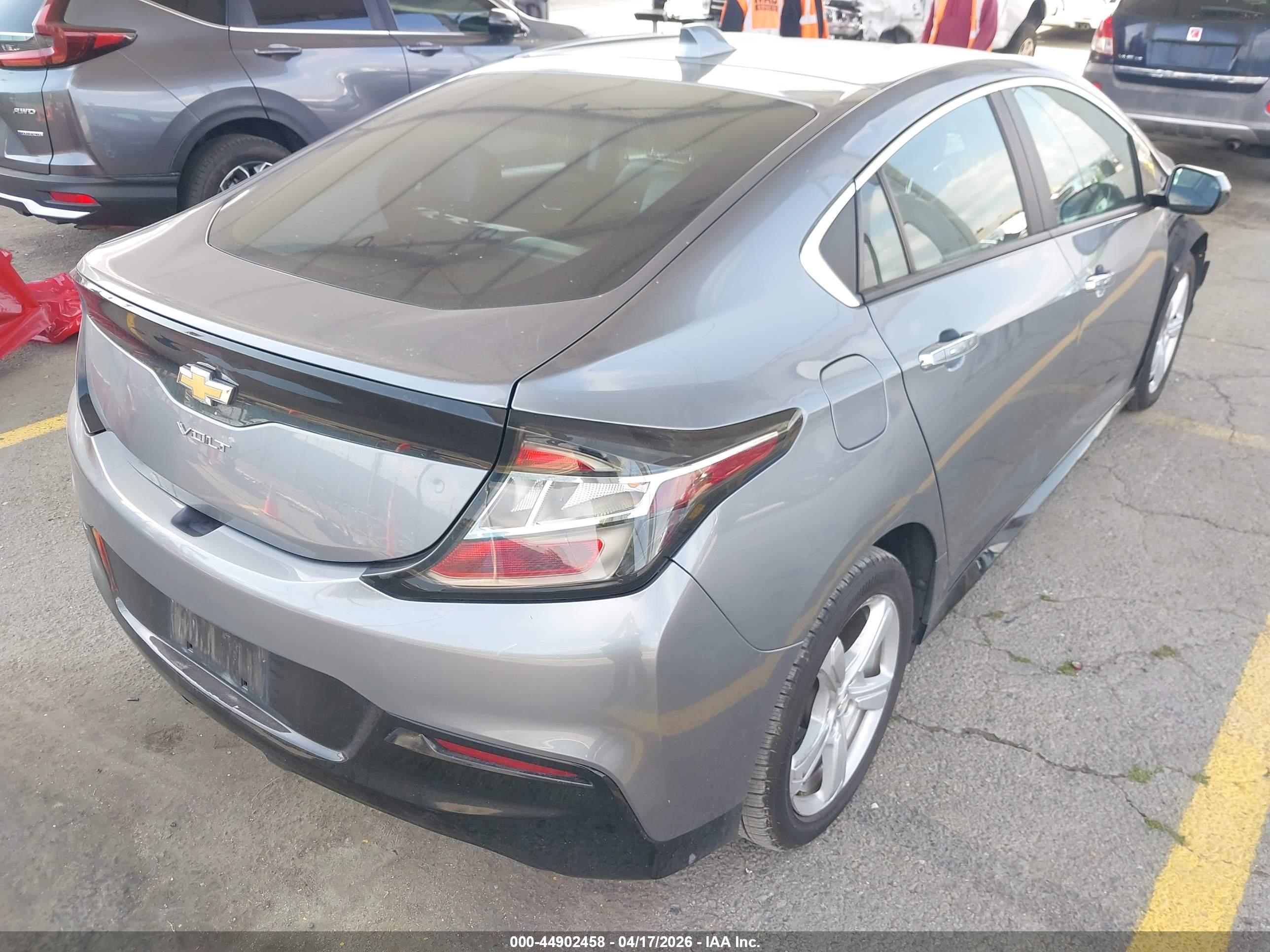 CHEVROLET VOLT image 4