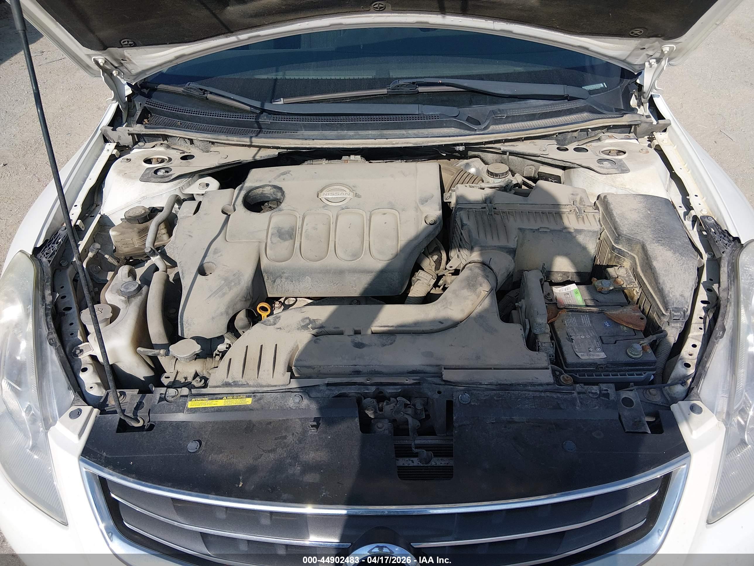 NISSAN ALTIMA image 10