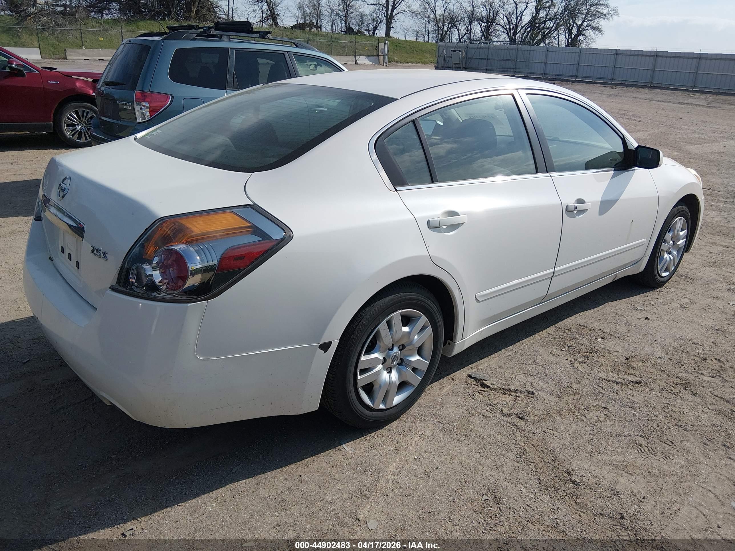 NISSAN ALTIMA image 4