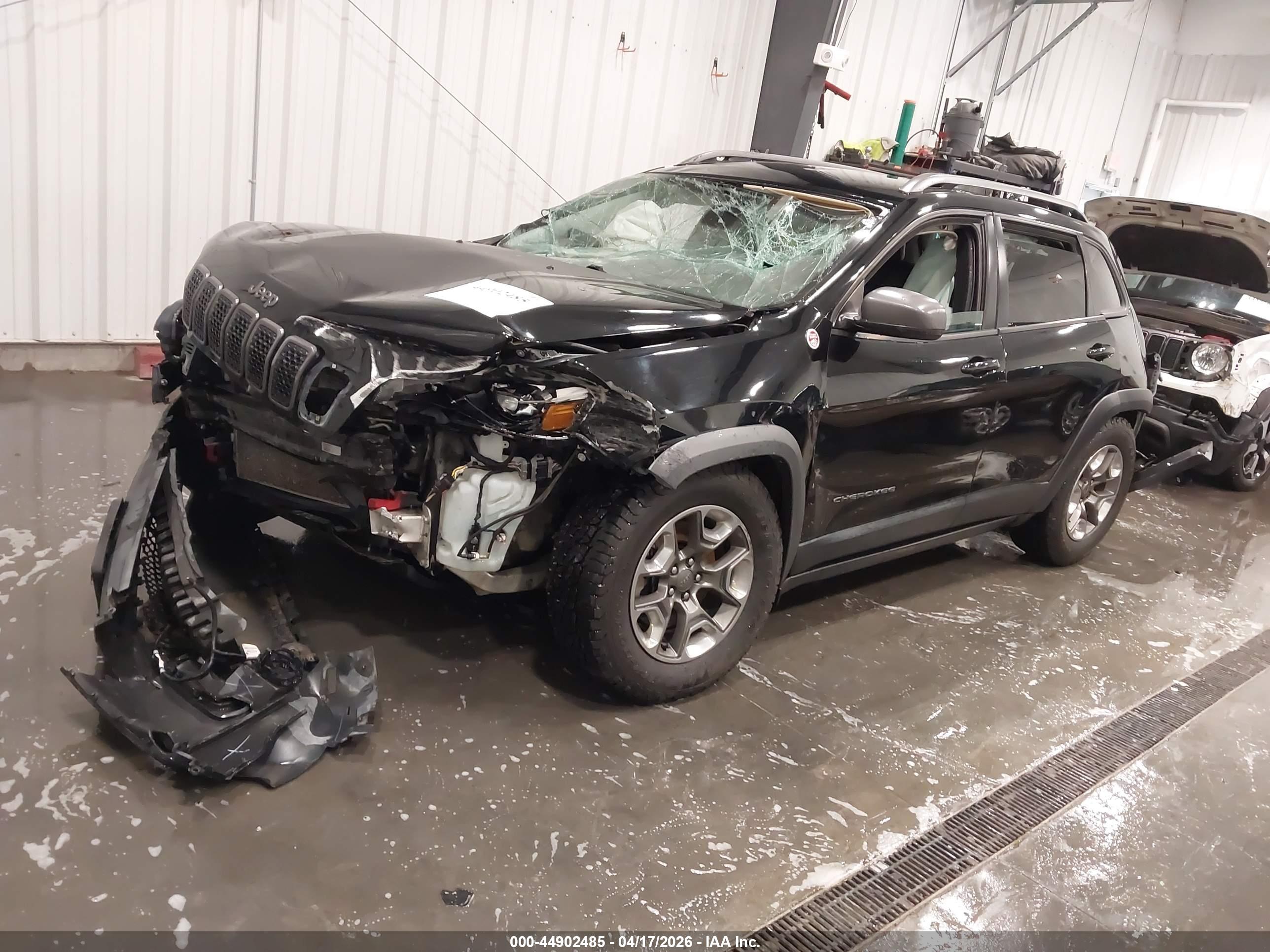 JEEP CHEROKEE image 2