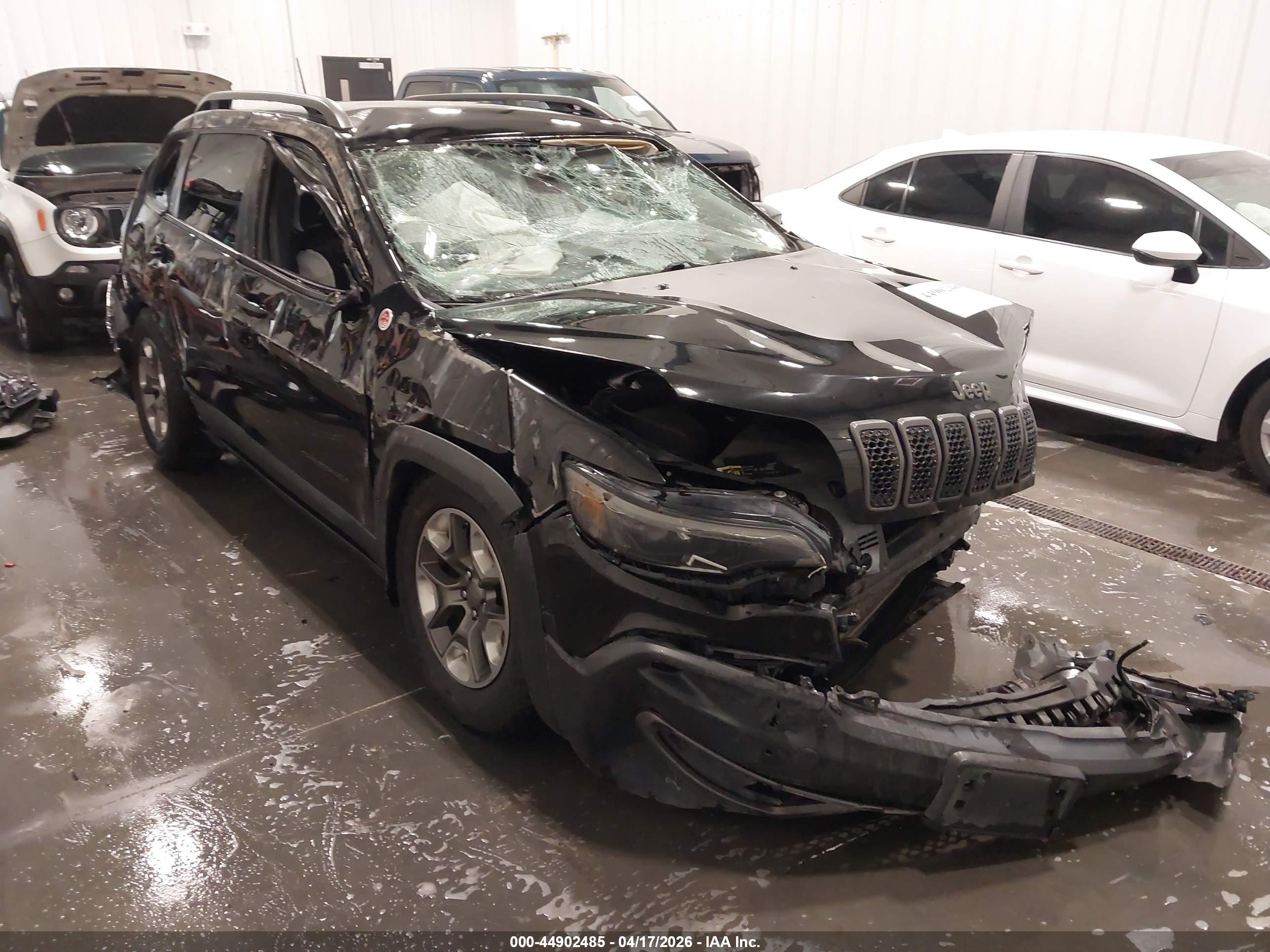 JEEP CHEROKEE image 6