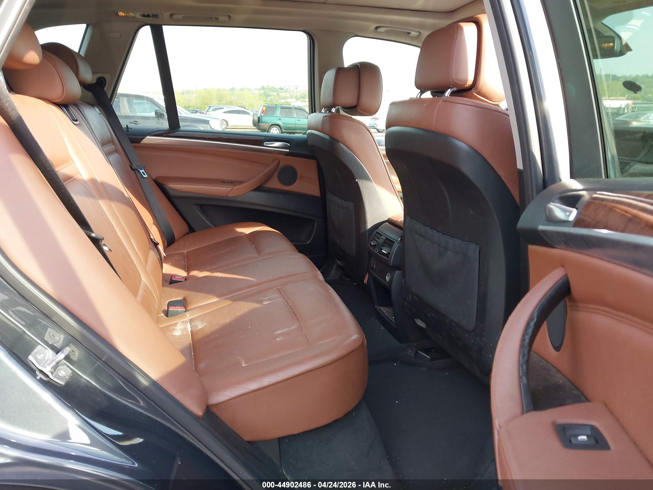 BMW X5 image 8