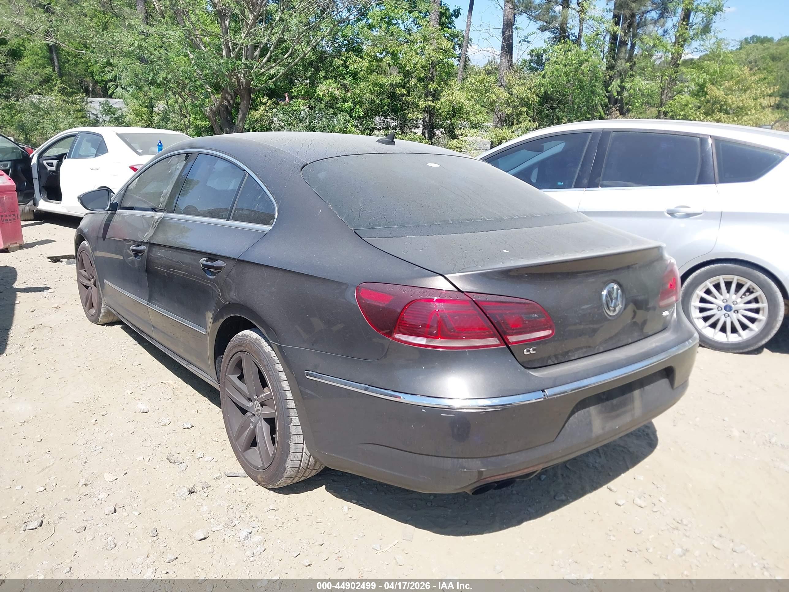 VOLKSWAGEN CC image 3