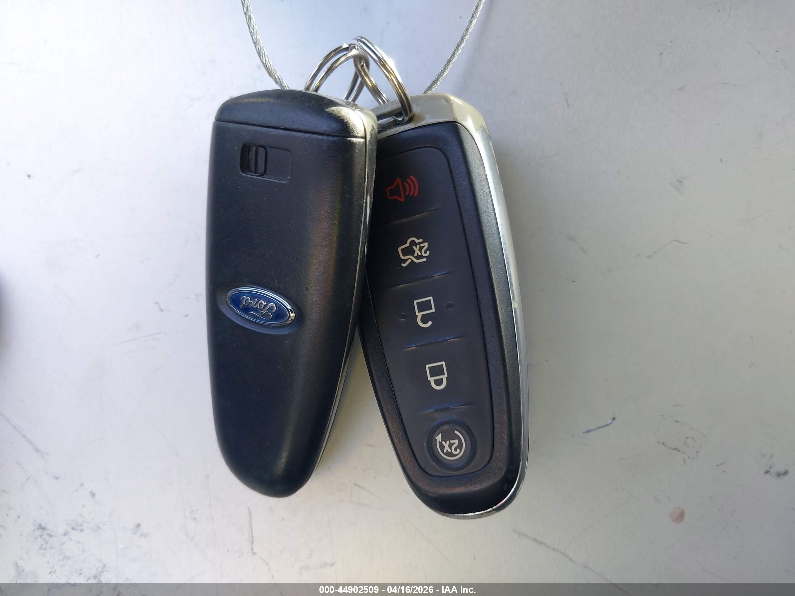 FORD ESCAPE image 11