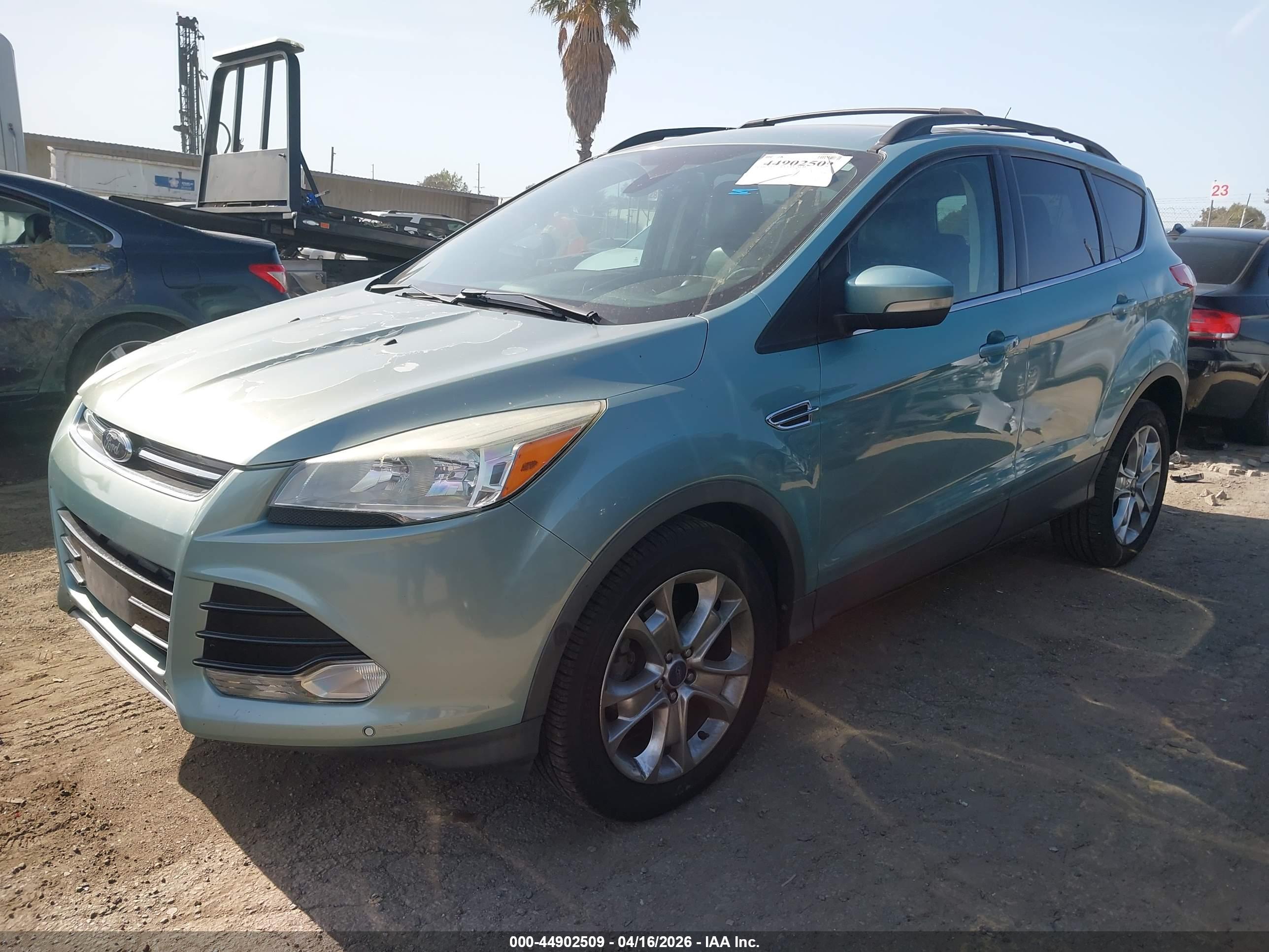 FORD ESCAPE image 2