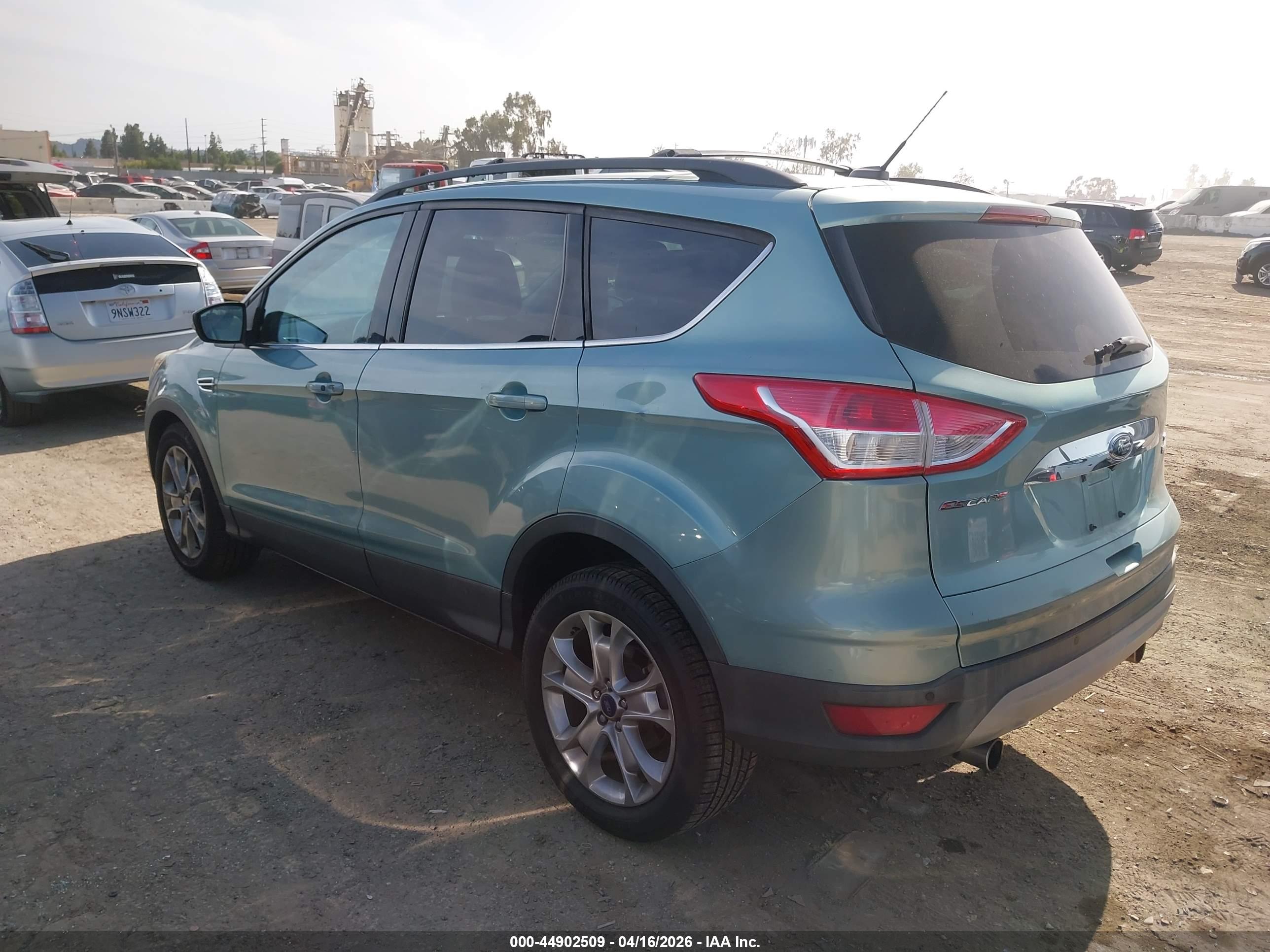 FORD ESCAPE image 3