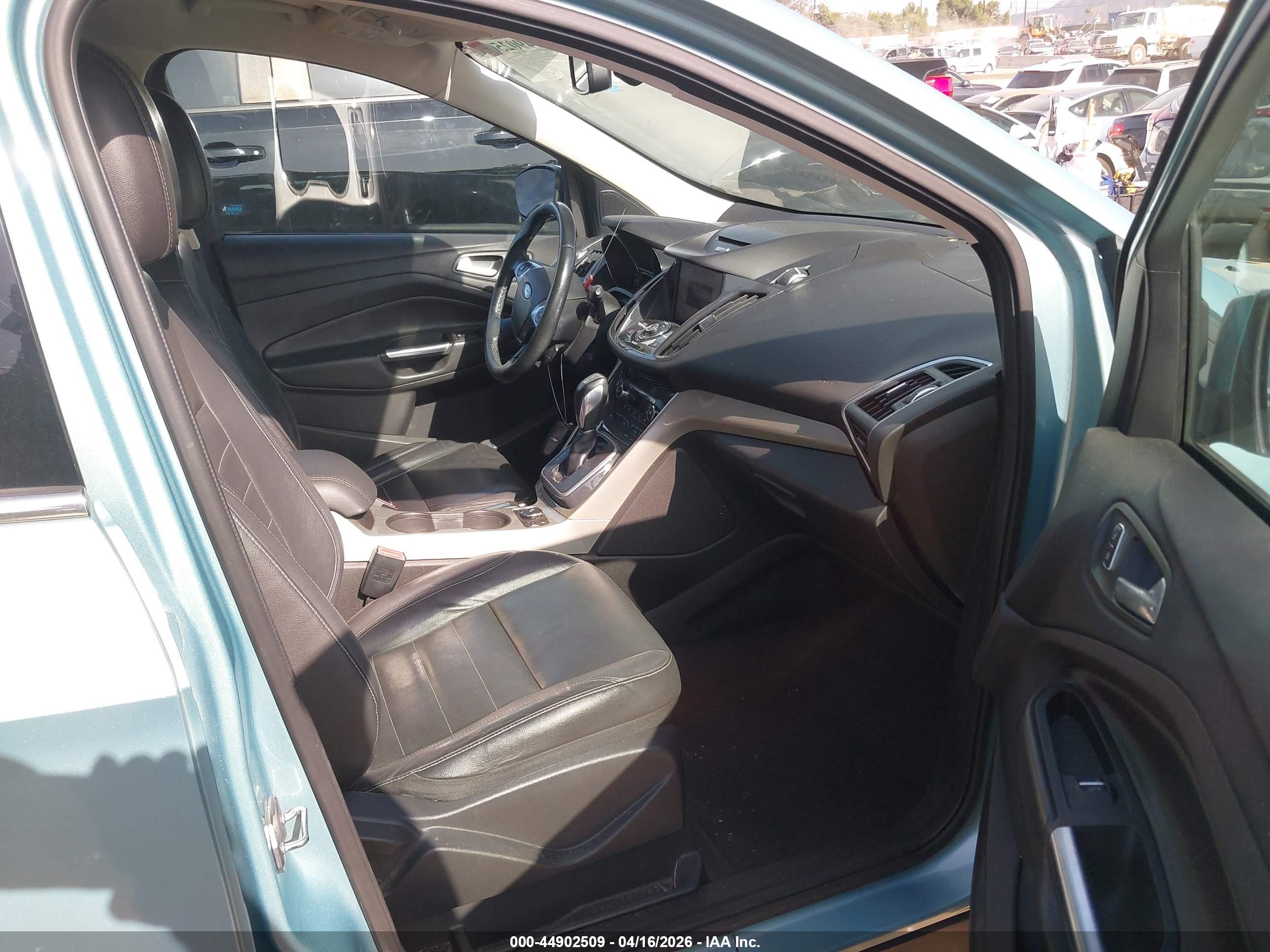 FORD ESCAPE image 5