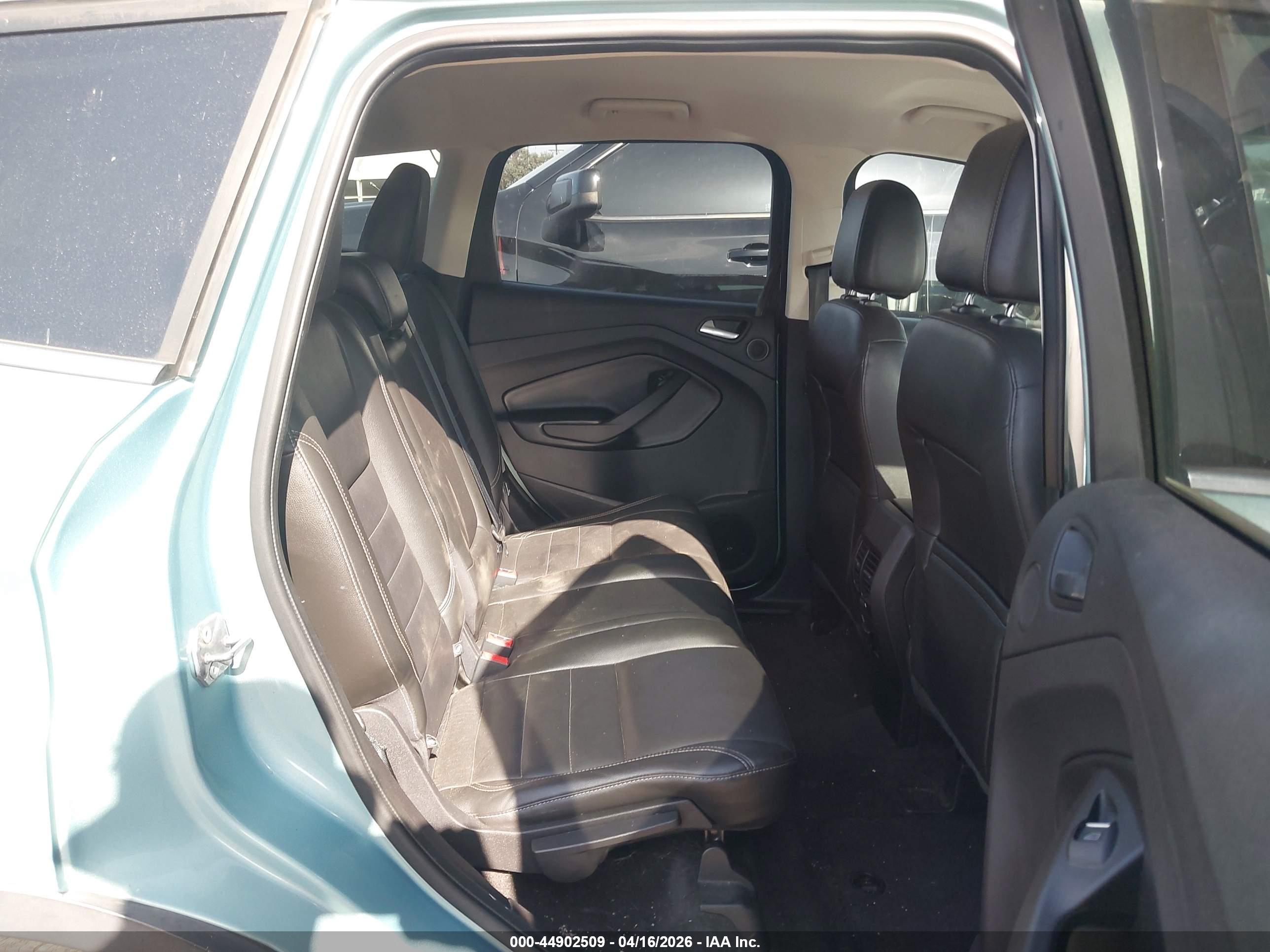 FORD ESCAPE image 8