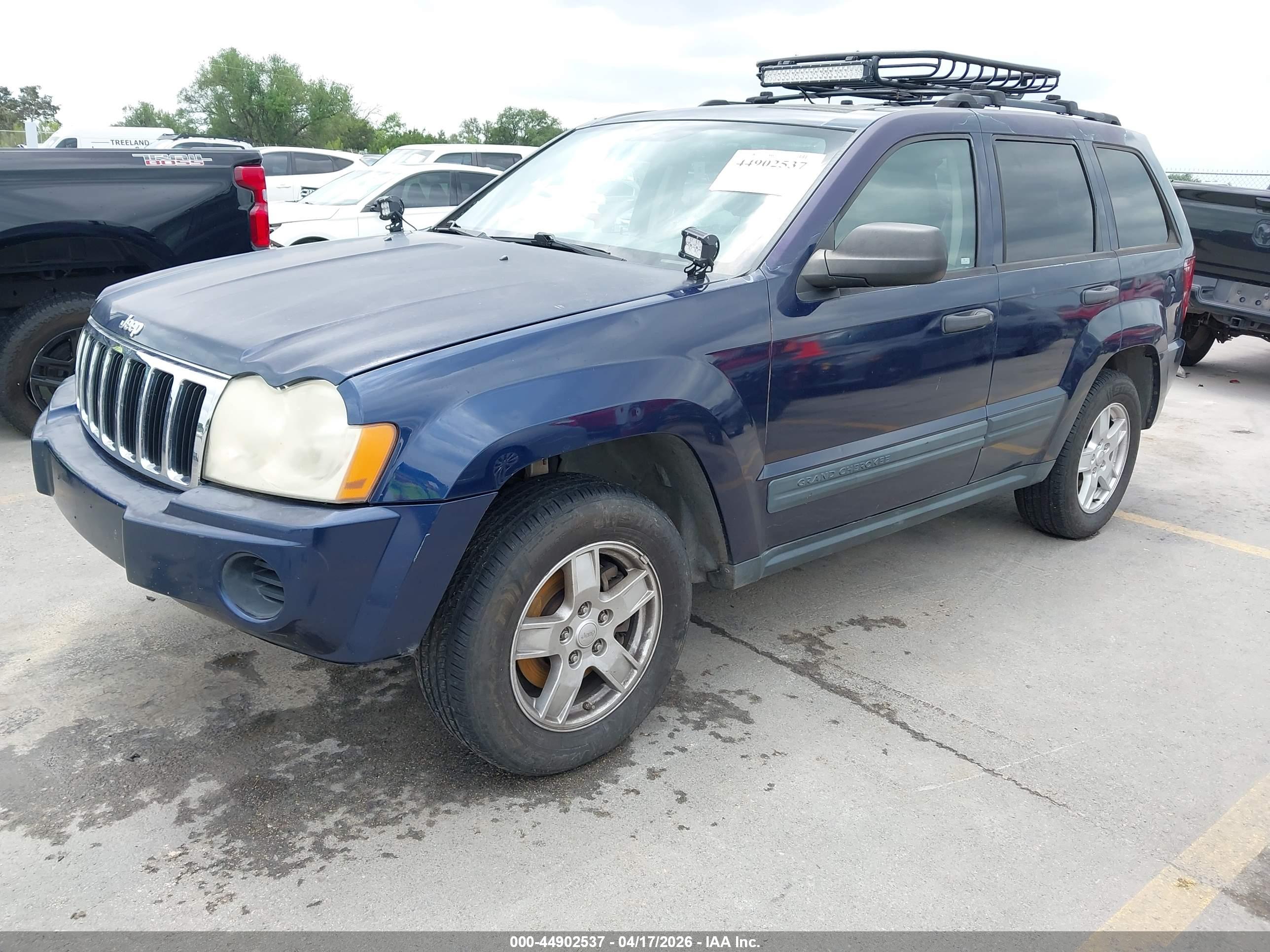 JEEP GRAND image 2