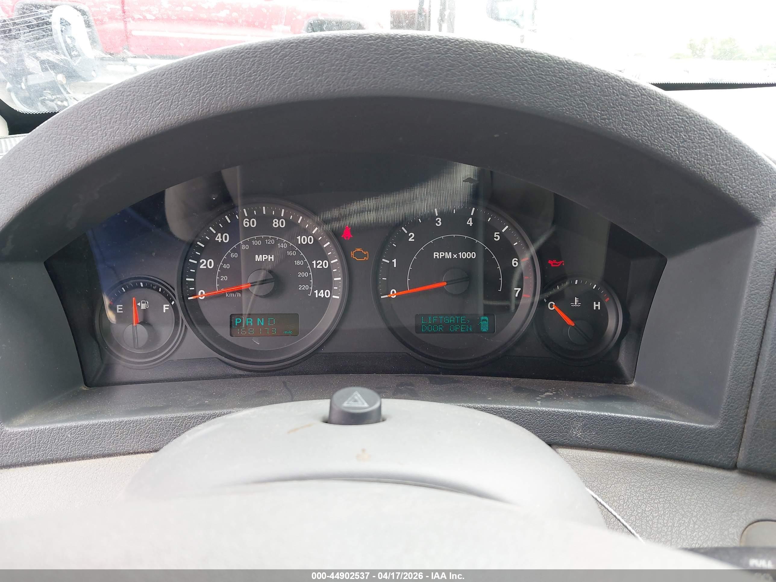 JEEP GRAND image 7