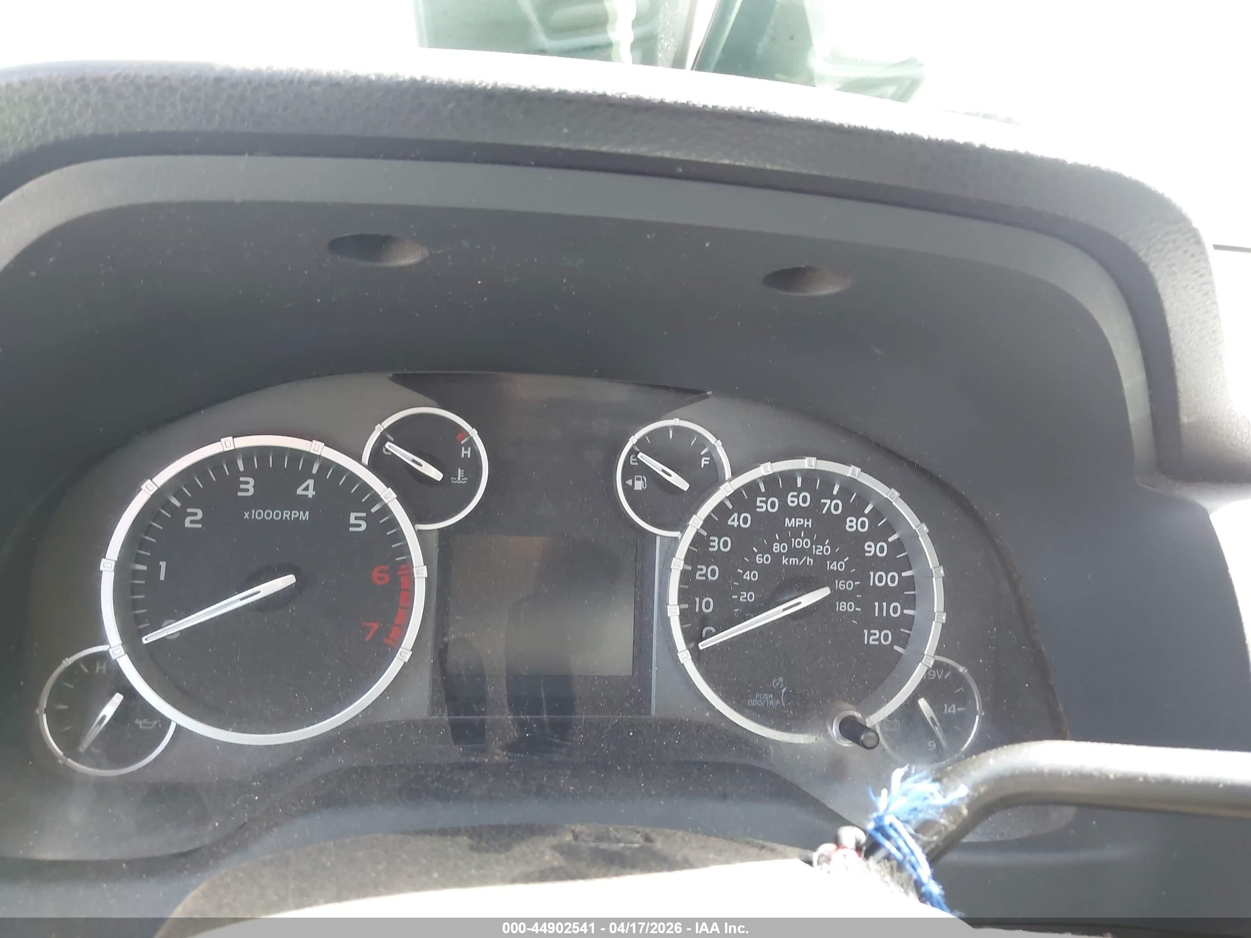 TOYOTA TUNDRA image 7