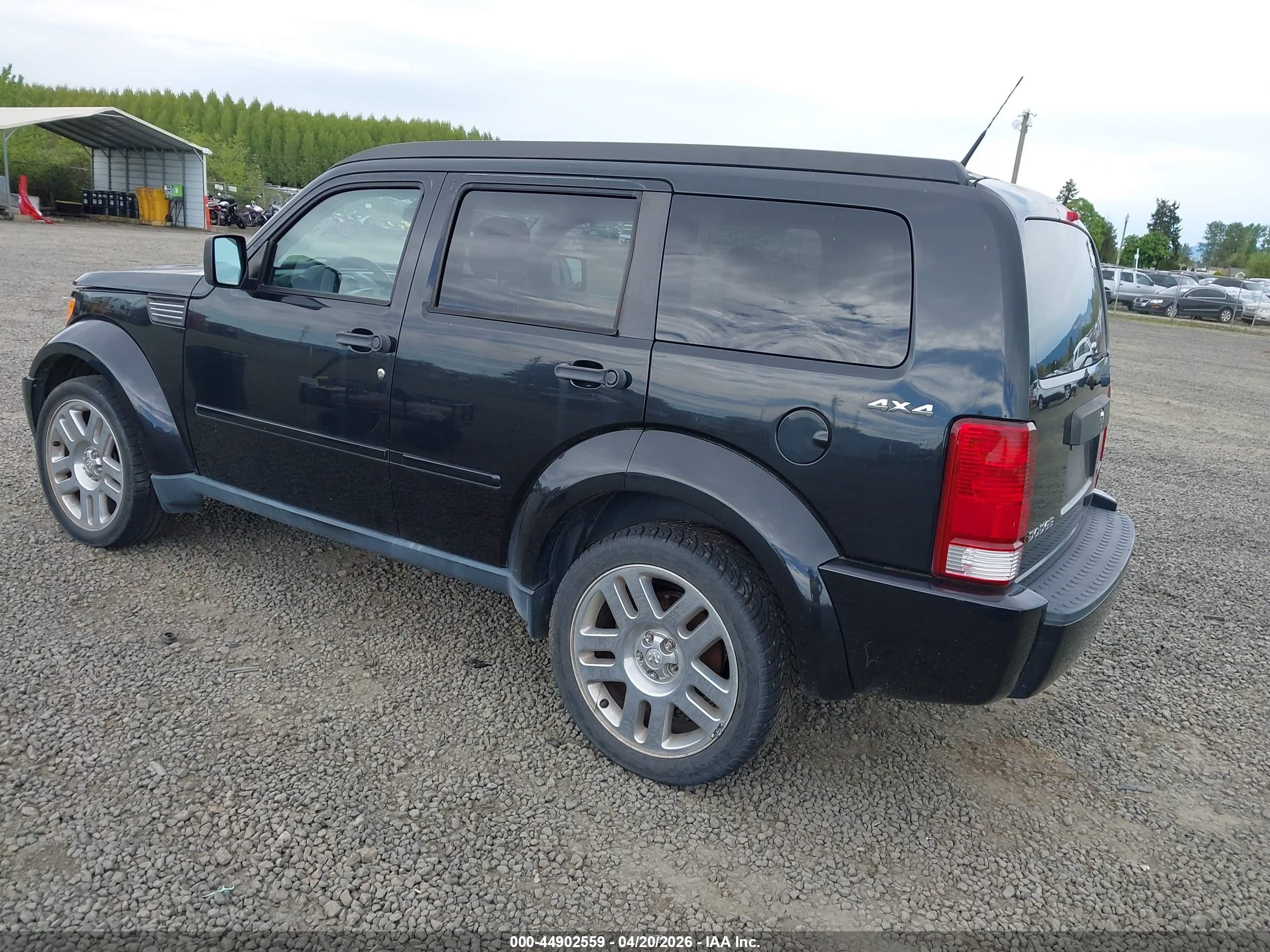 DODGE NITRO image 3