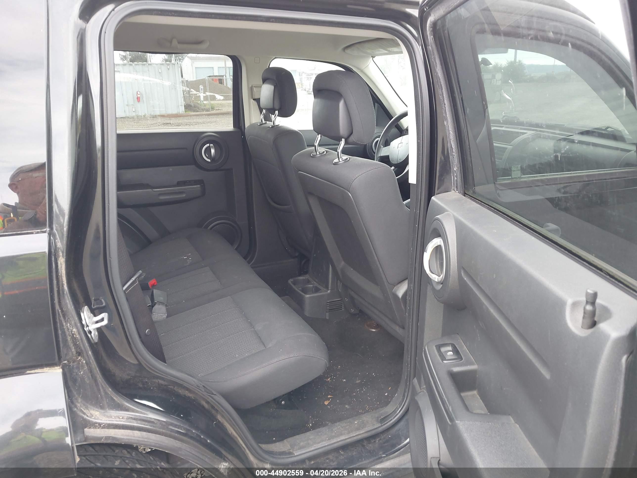 DODGE NITRO image 8
