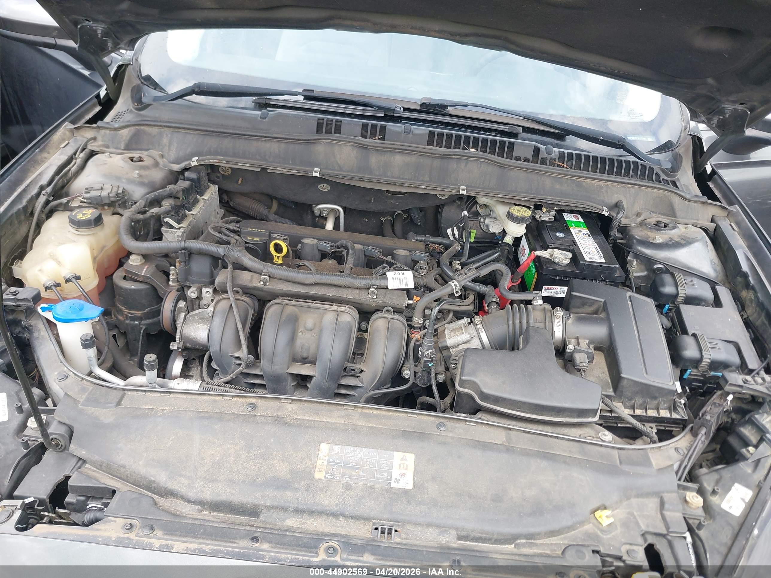 FORD FUSION image 10