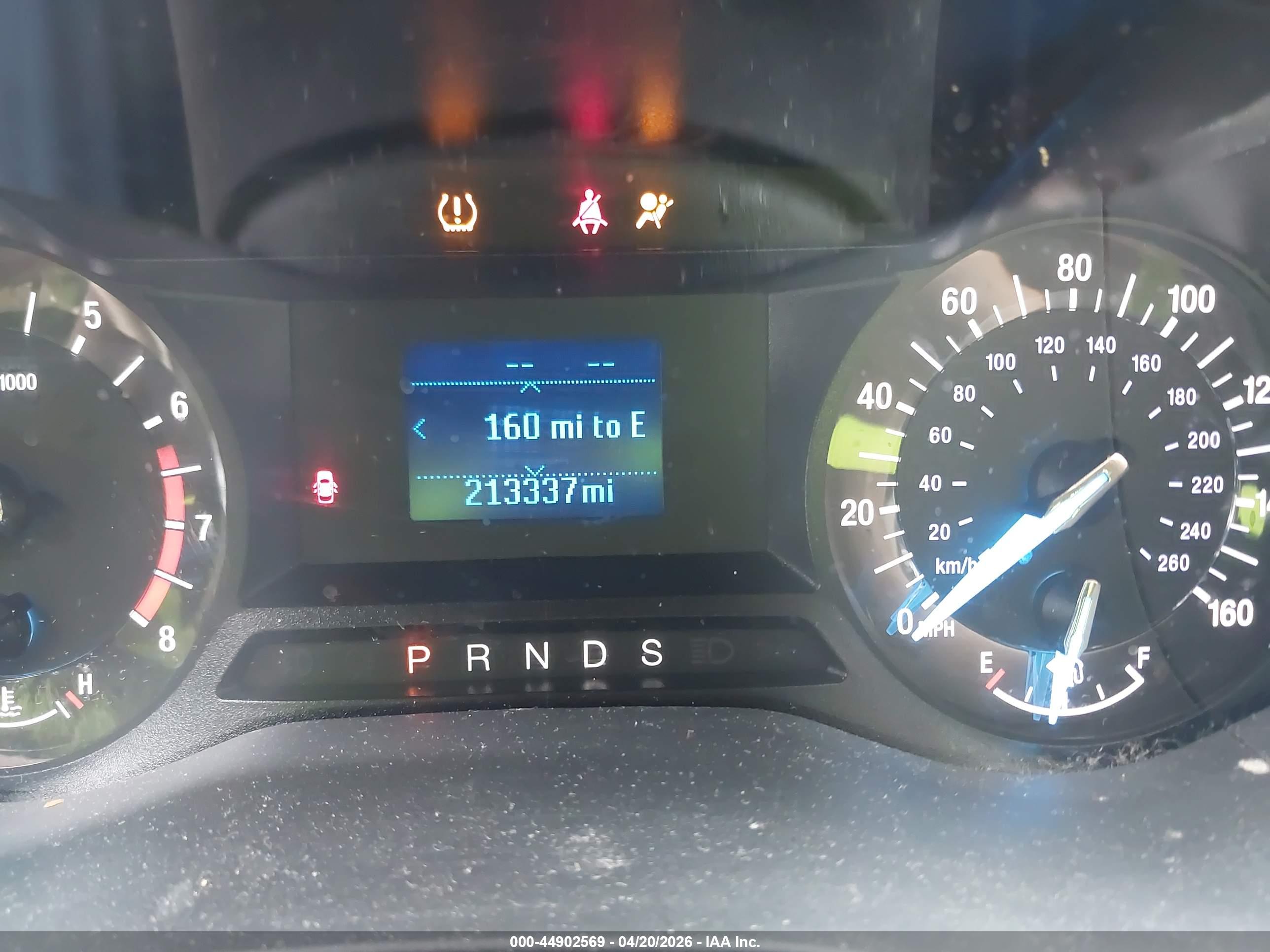 FORD FUSION image 7