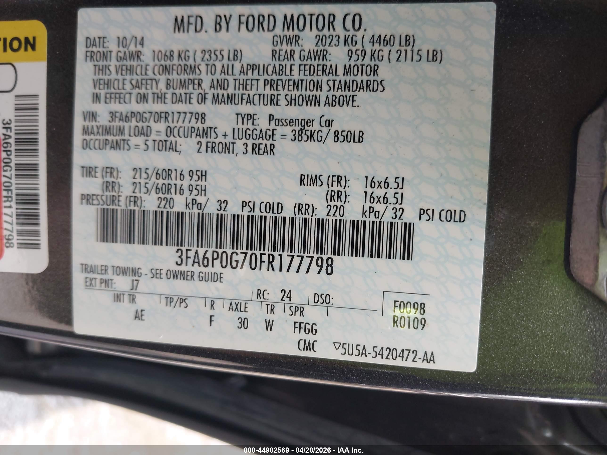 FORD FUSION image 9