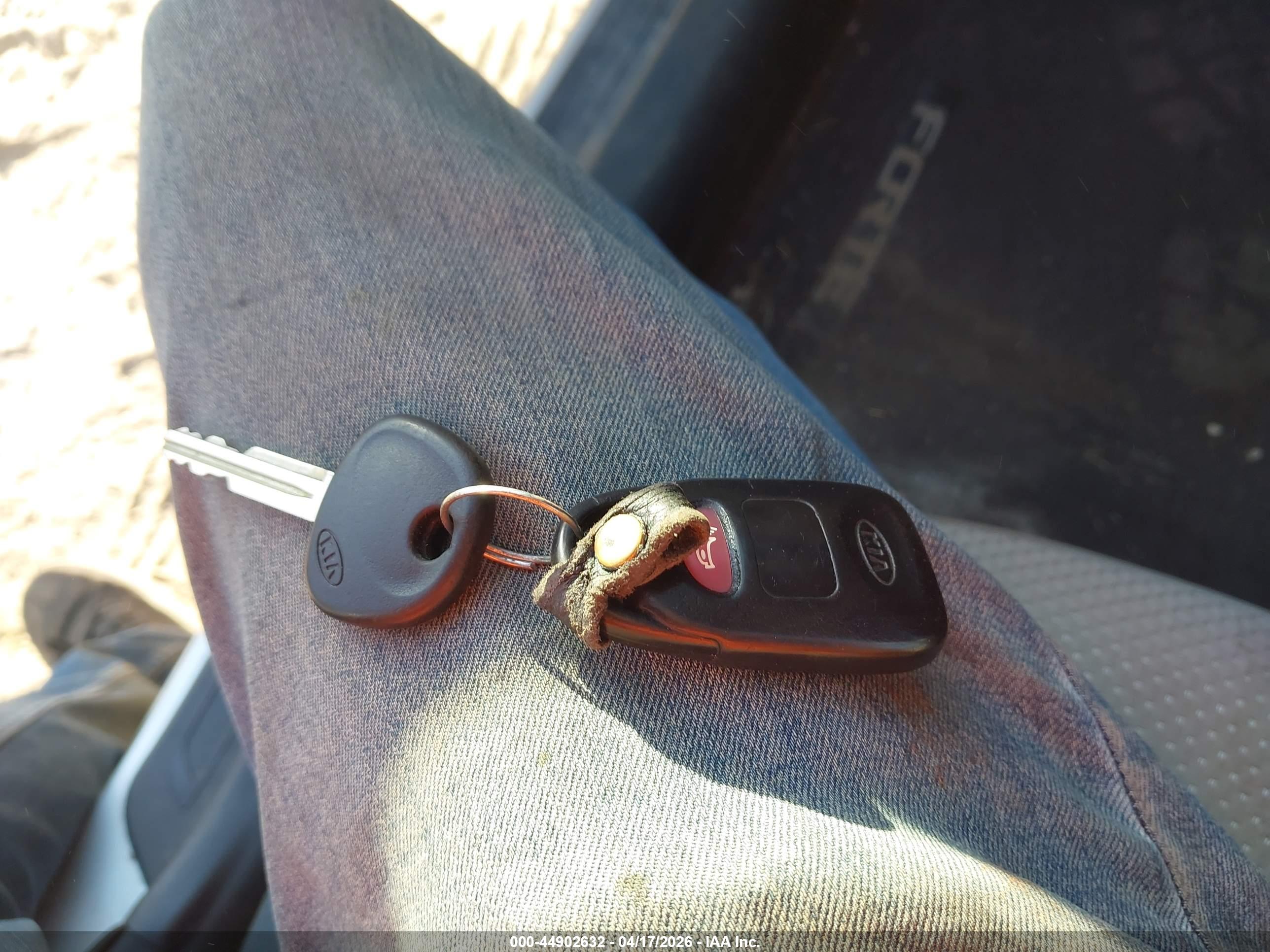 KIA FORTE image 11