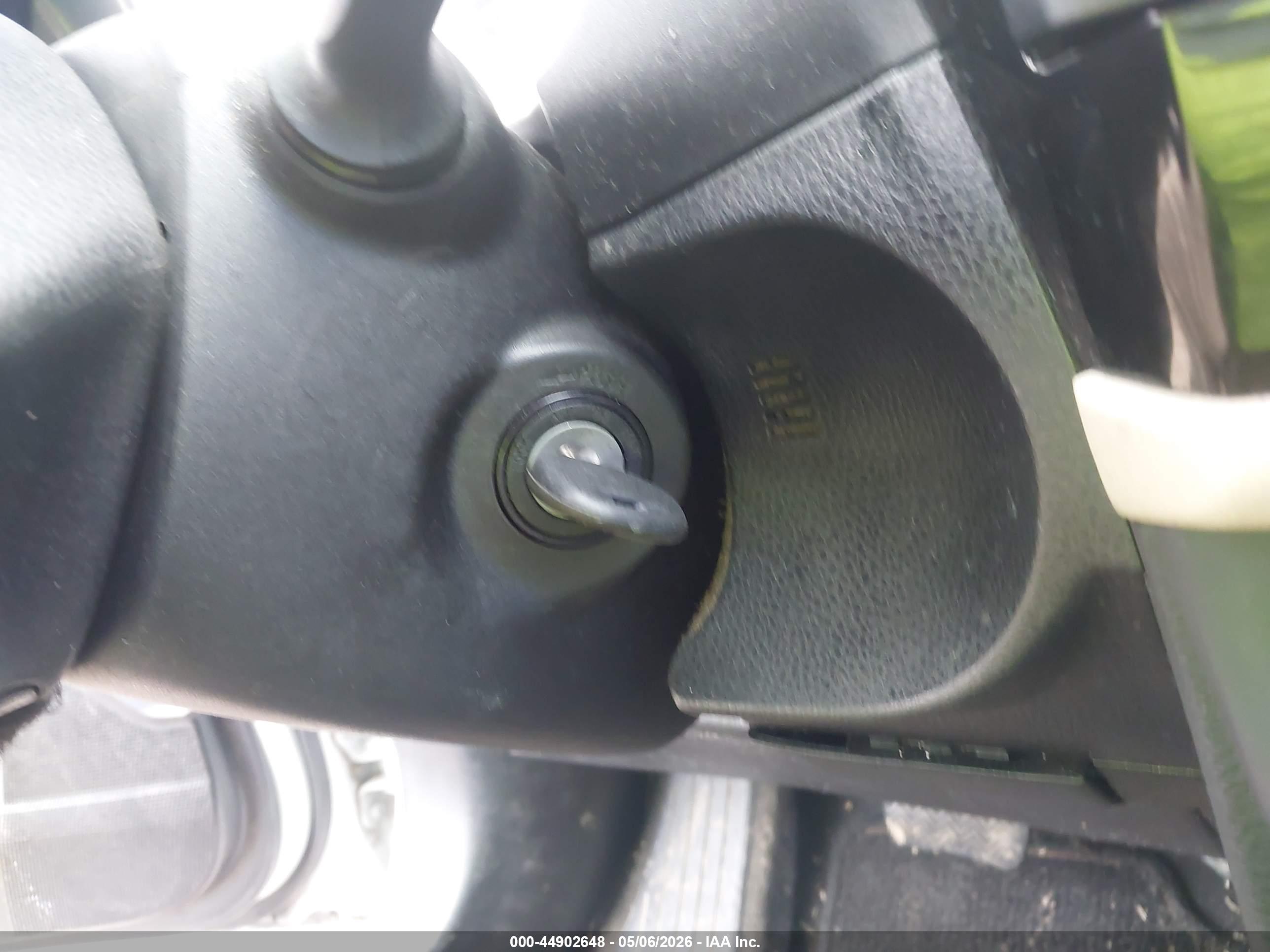 TOYOTA COROLLA image 11