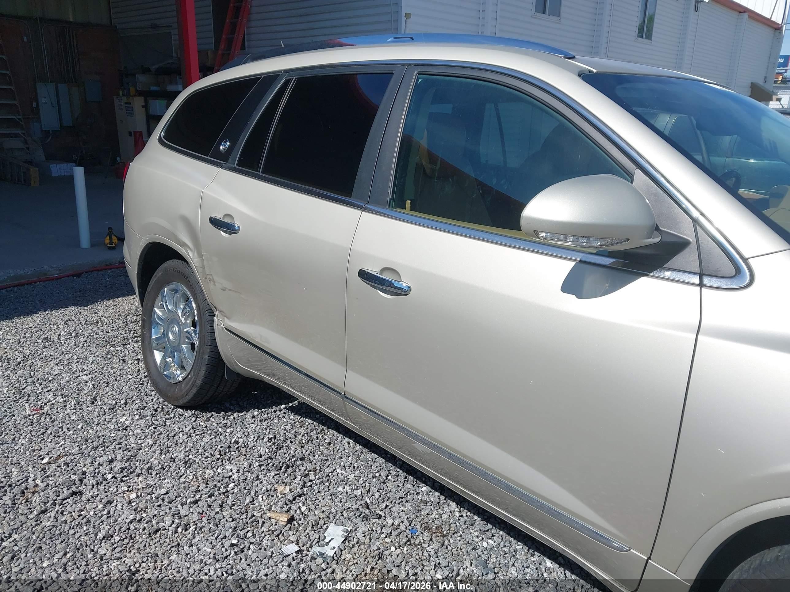 BUICK ENCLAVE image 6