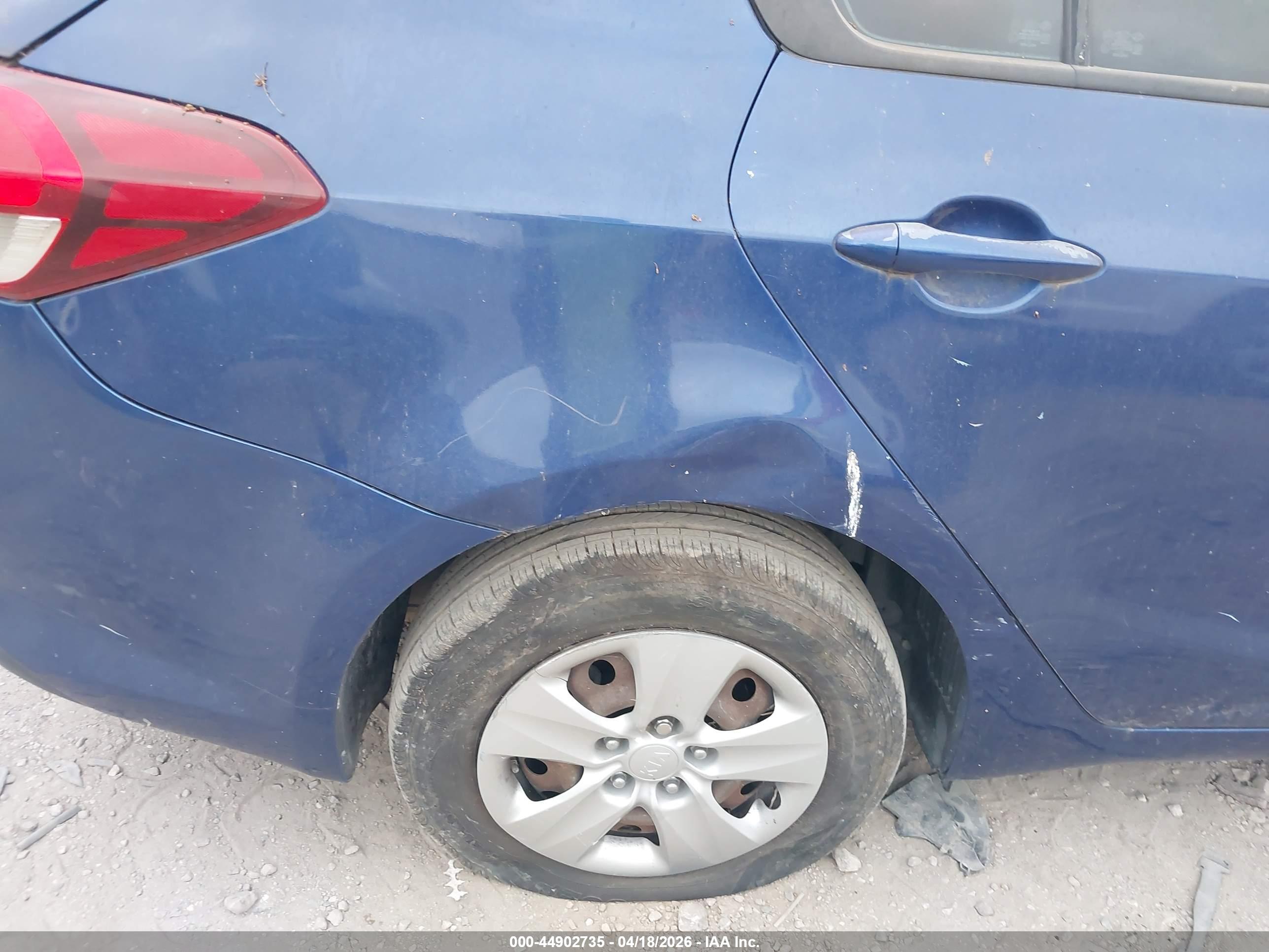 KIA FORTE image 6