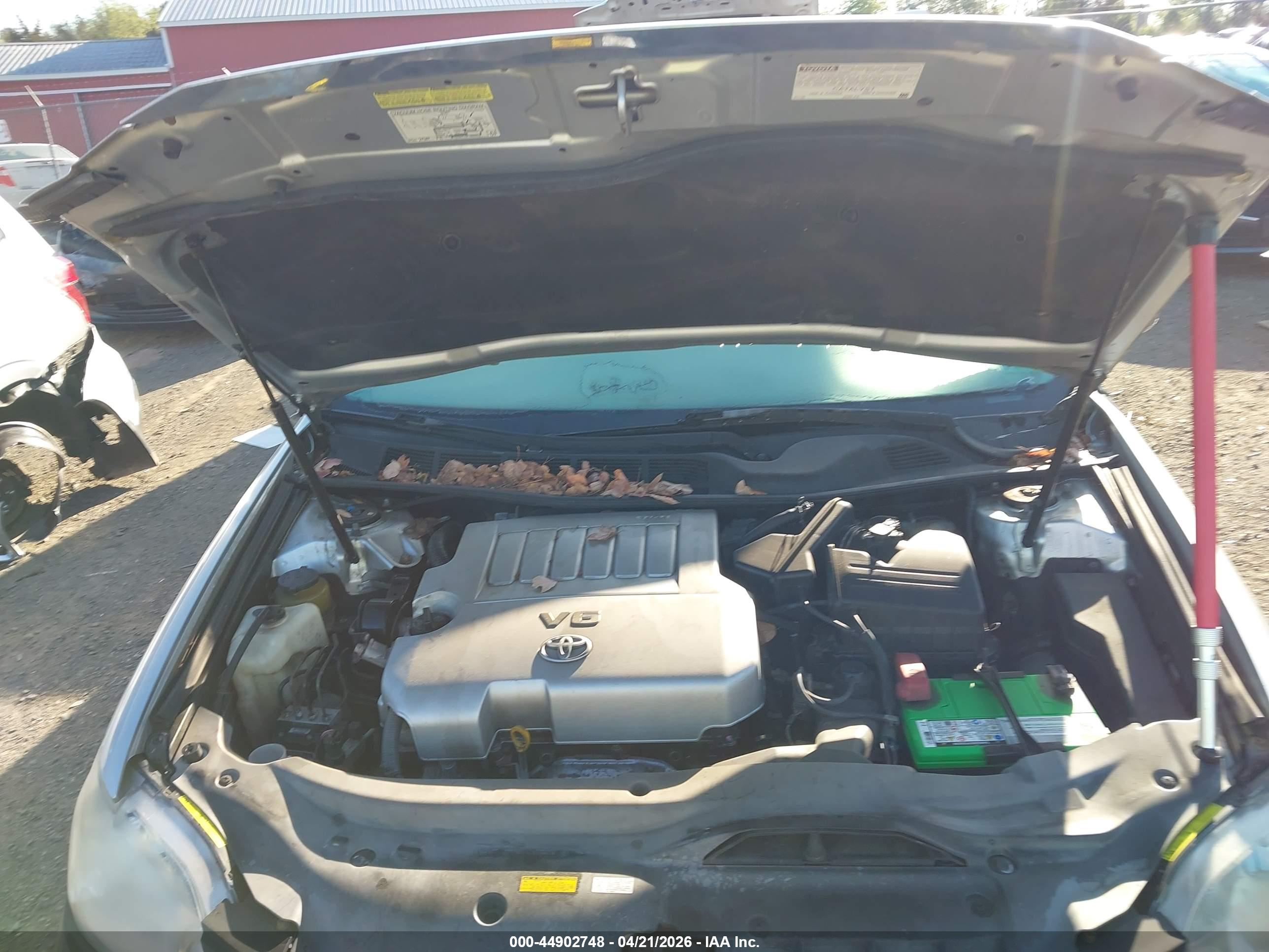 TOYOTA AVALON image 10