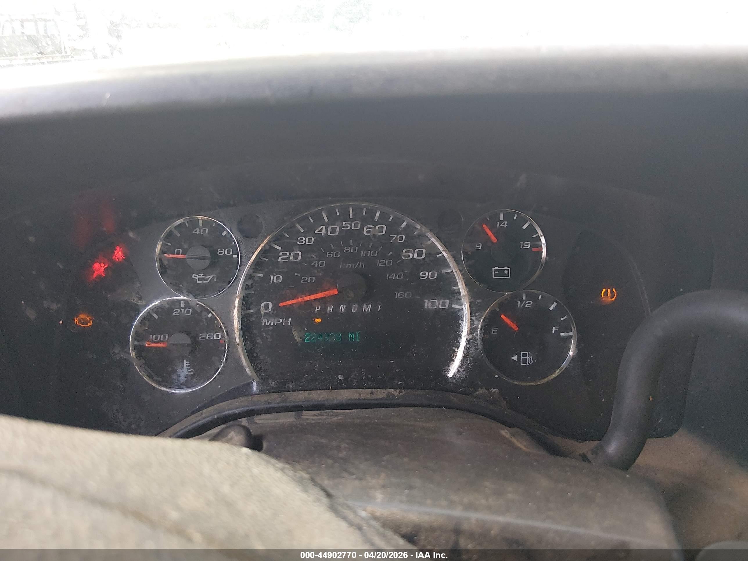 CHEVROLET EXPRESS image 7