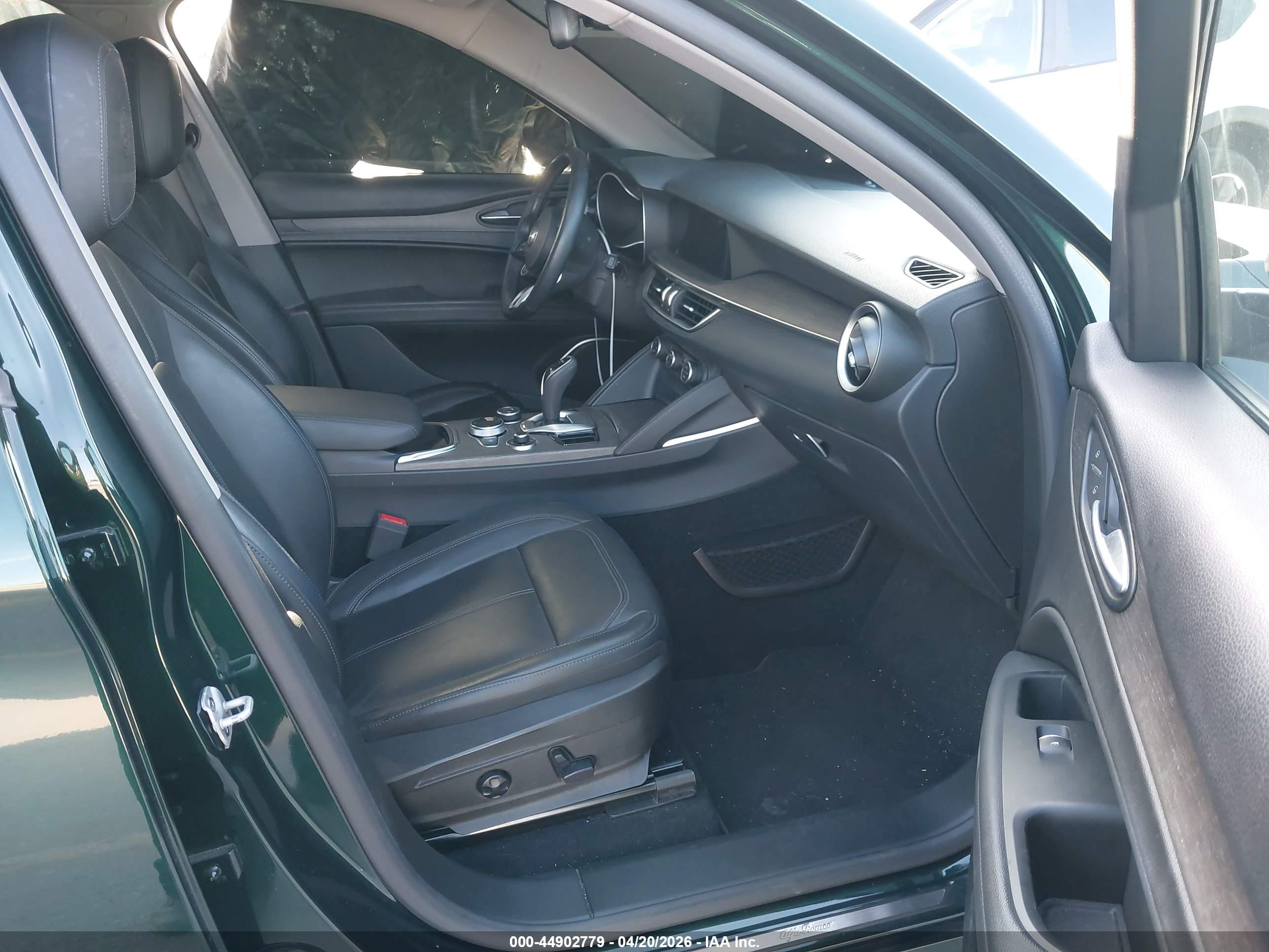 ALFA ROMEO image 5