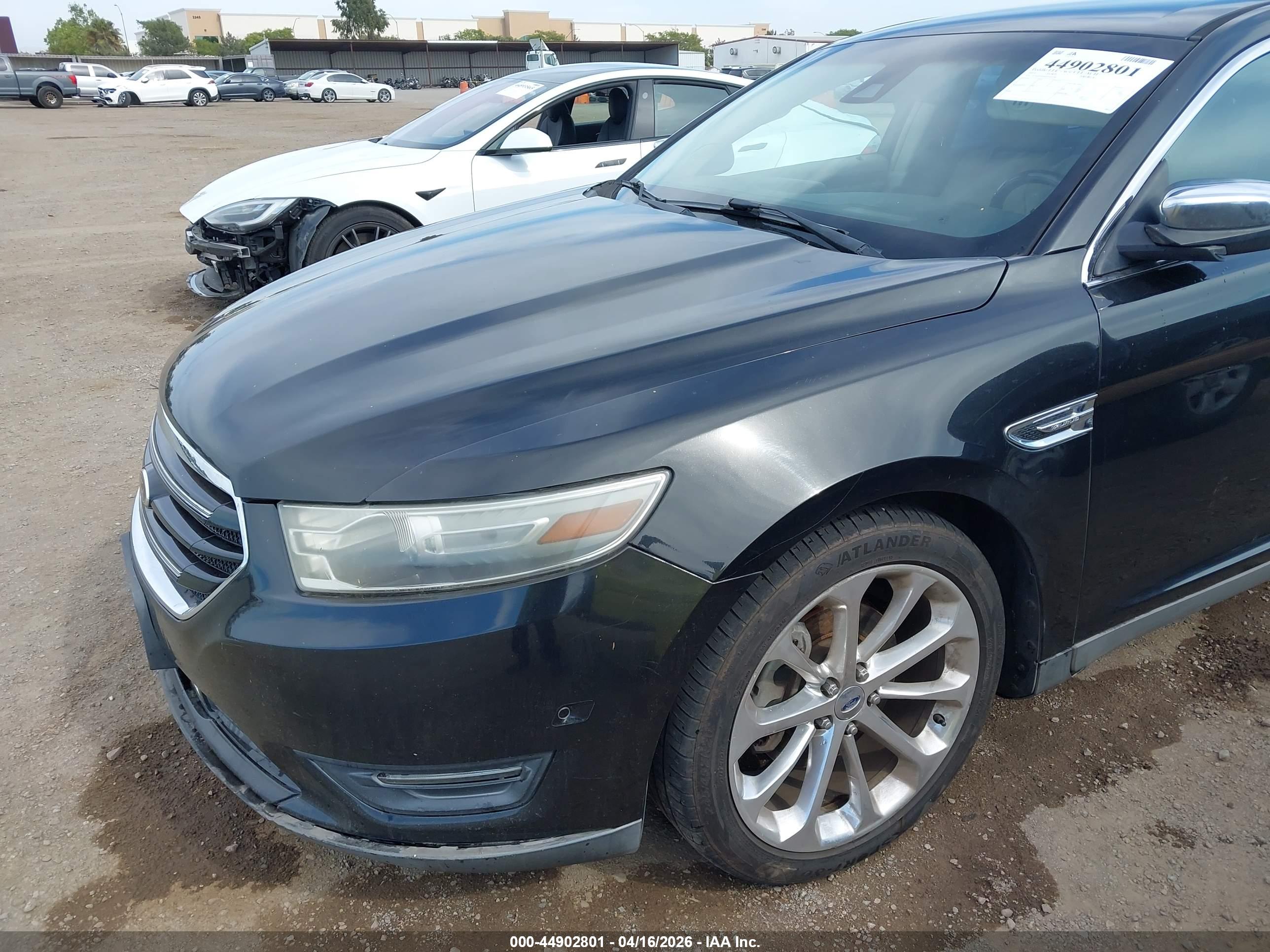 FORD TAURUS image 6