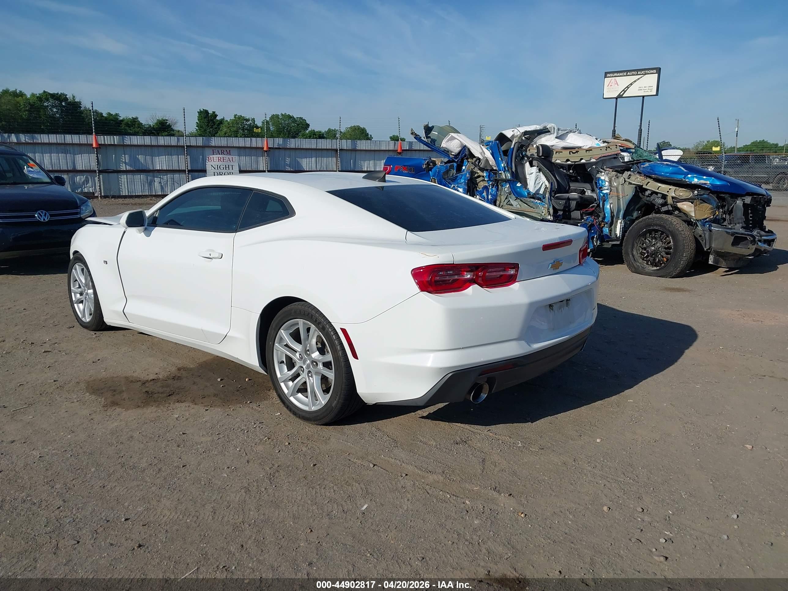 CHEVROLET CAMARO image 3