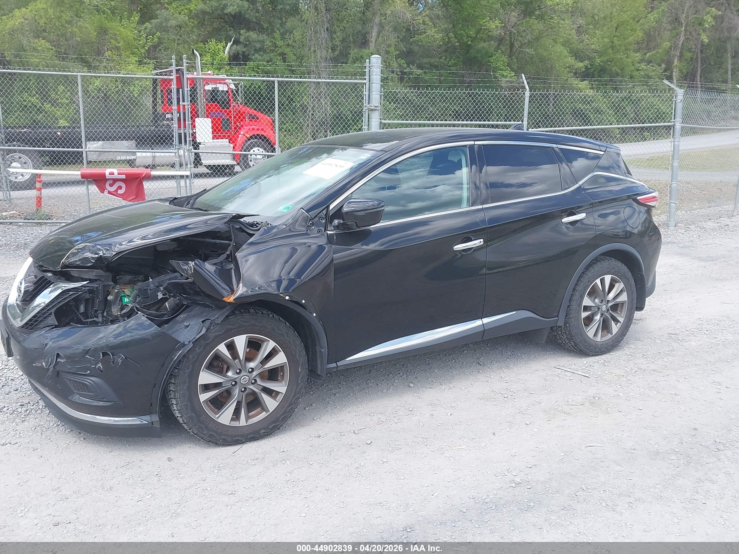 NISSAN MURANO image 2